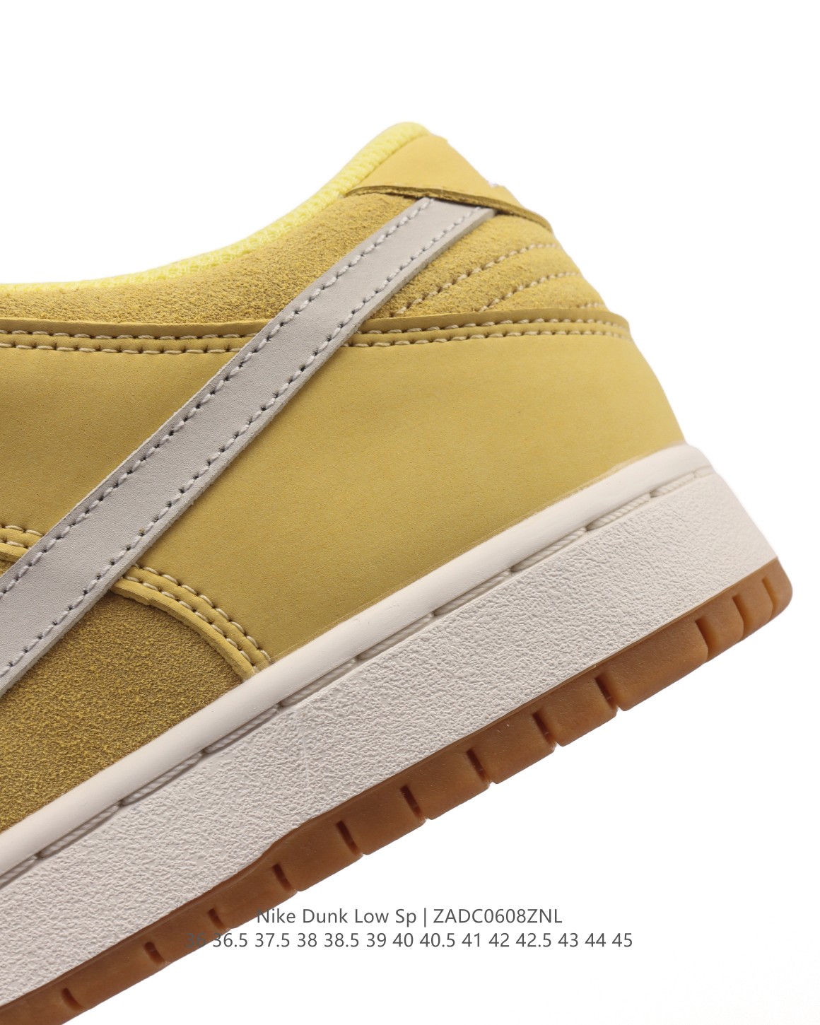 💰200
【公司级】耐克 Nike Sb Dunk Low Pro 运动鞋复古板鞋 潮滑板鞋。采用柔软皮革鞋面，经久耐穿，塑就如元年款 Dunk 般的复古质感。鞋头透气孔，搭配鞋口和鞋舌形状，忠实沿袭元年款经典外观。全掌型橡胶外底，造就非凡抓地力。Dunk 起初专为篮球运动打造，于 80 年代末成为滑板界新宠，现已跃升成为街头时尚标杆。加垫低帮鞋口结合耐穿外底，助你自信舞动。

货号：FJ1674
码数：36-45含半码
编码：ZADC0608ZNL