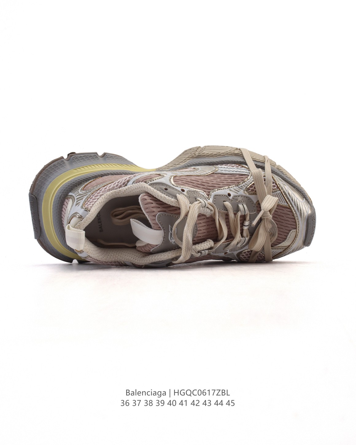 💰190
【公司级】巴黎世家 BALENCIAGA 3XL Sneakers 巴黎世家 十代网布系带低帮走秀复古老爹运动鞋 透气网纱 网面 材料和聚氨酯 磨损效果 鞋头边缘和后帮 Balenciaga 徽标 鞋面和后跟凸印尺码 鞋舌 3XL 橡胶品牌标识和反光细节 鞋帮拉袢和鞋舌拉祥 配反光细节 备用鞋带在鞋履前侧 可在穿着前取下 便于不同造型搭配 正常尺码。 

尺码：36-45
编码：HGQC0617ZBL