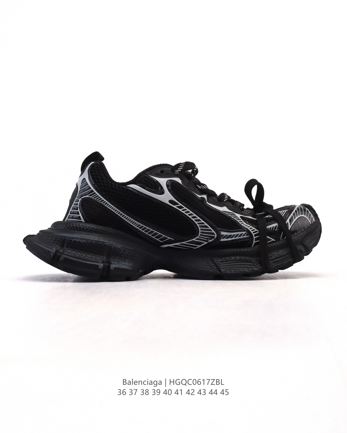 💰190
【公司级】巴黎世家 BALENCIAGA 3XL Sneakers 巴黎世家 十代网布系带低帮走秀复古老爹运动鞋 透气网纱 网面 材料和聚氨酯 磨损效果 鞋头边缘和后帮 Balenciaga 徽标 鞋面和后跟凸印尺码 鞋舌 3XL 橡胶品牌标识和反光细节 鞋帮拉袢和鞋舌拉祥 配反光细节 备用鞋带在鞋履前侧 可在穿着前取下 便于不同造型搭配 正常尺码。 

尺码：36-45
编码：HGQC0617ZBL