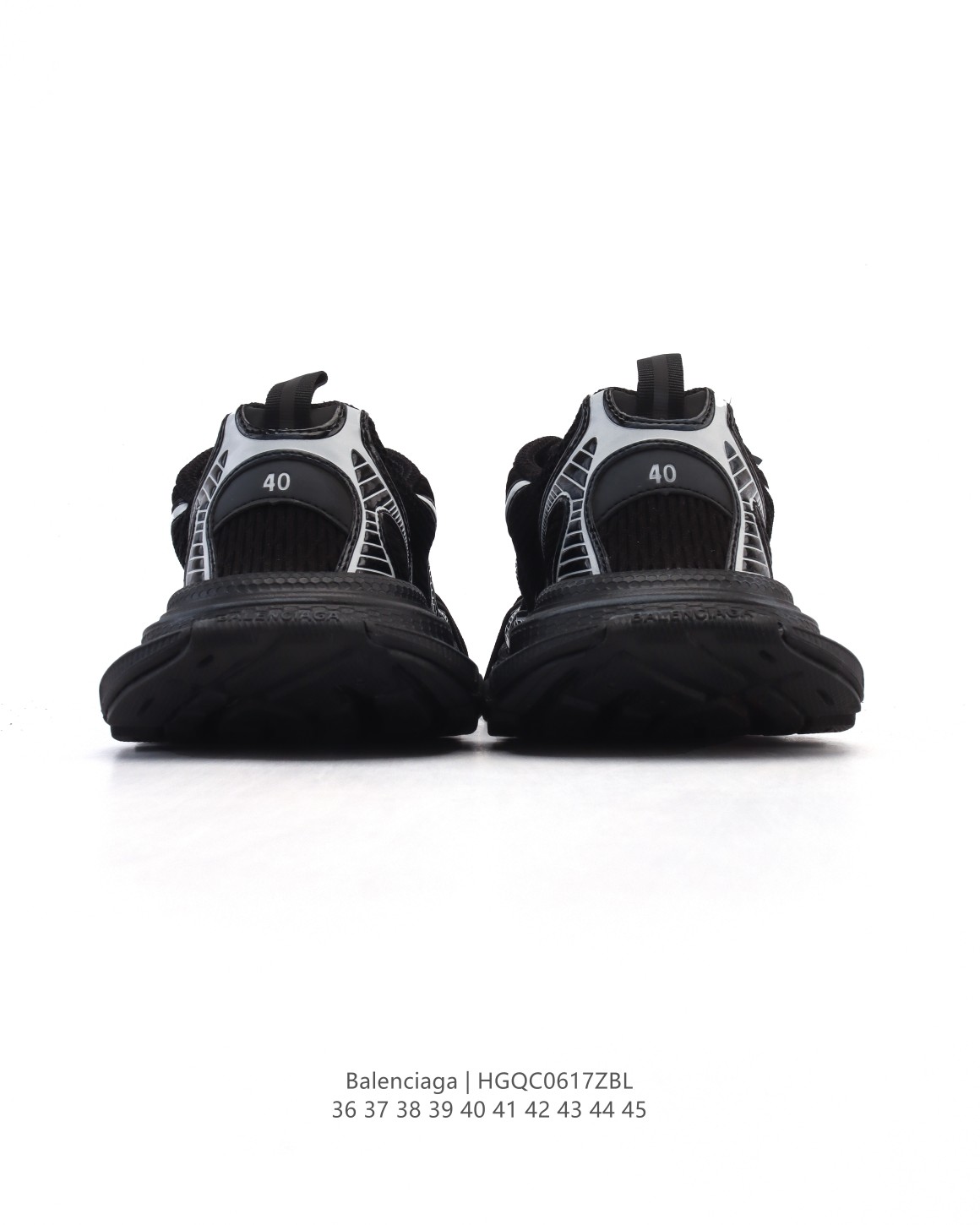 💰190
【公司级】巴黎世家 BALENCIAGA 3XL Sneakers 巴黎世家 十代网布系带低帮走秀复古老爹运动鞋 透气网纱 网面 材料和聚氨酯 磨损效果 鞋头边缘和后帮 Balenciaga 徽标 鞋面和后跟凸印尺码 鞋舌 3XL 橡胶品牌标识和反光细节 鞋帮拉袢和鞋舌拉祥 配反光细节 备用鞋带在鞋履前侧 可在穿着前取下 便于不同造型搭配 正常尺码。 

尺码：36-45
编码：HGQC0617ZBL