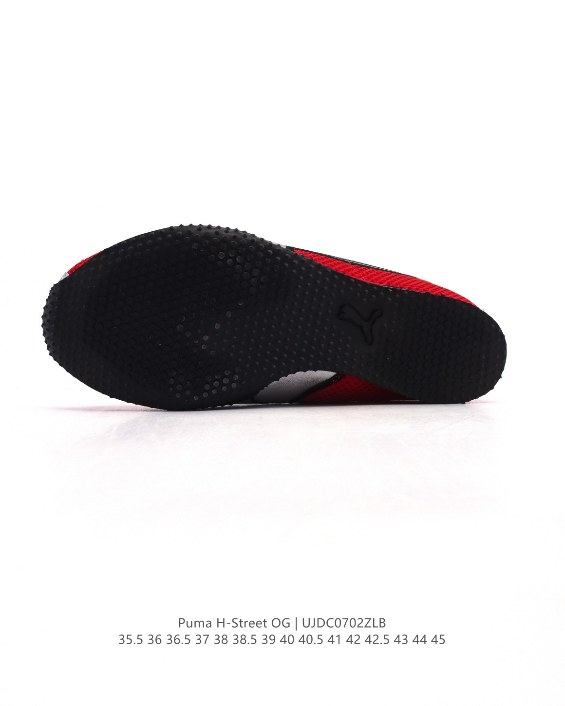 💰155
【新品🔥公司级】PUMA 推出全新「H-Street」运动鞋PUMA彪马 H-STREET 薄底鞋 德训 舒适时尚 耐磨 低帮 生活休闲鞋 男女同款整体进行了丰富的细节升级，大面积网眼很柔软 保证了透气性的同时，上脚非常轻盈 超百搭的鞋型日常出街无压力～#打工人的夏日通勤鞋  #复古薄底德训鞋😙 #上得物入手好鞋子  #超百搭复古板鞋  #今天只晒鞋

尺码:  35.5-45含半码
编码:  UJDC0702ZLB