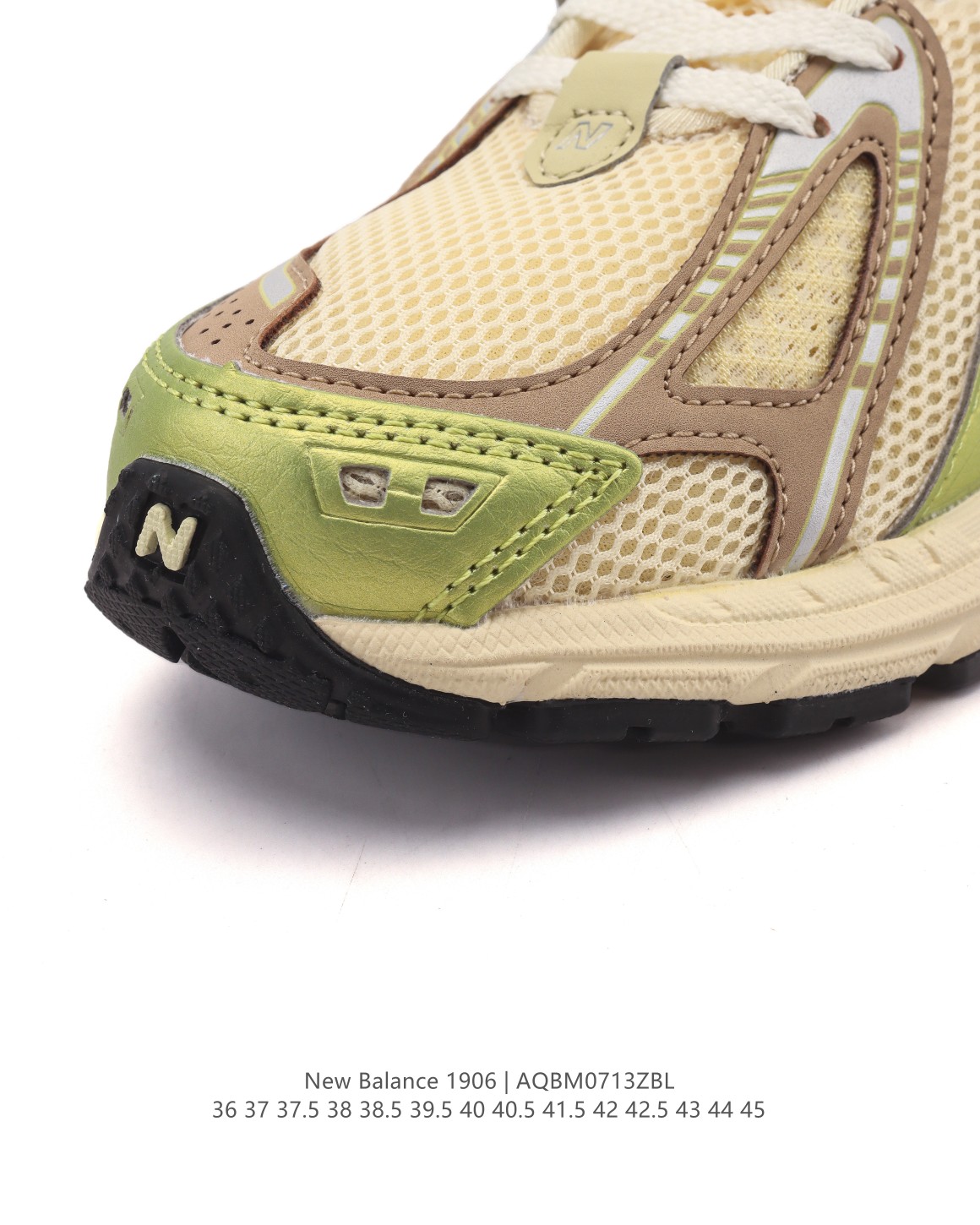 💰210
【纯原级】新百伦 New Balance M1906系列 复古运动鞋单品宝藏老爹鞋款。作为NB最经典的档案鞋型之一，与2002一样，1906有着NB最成熟的技术加持和复古款式，而本次推出的版本参照2002r的定位，相信会在性价两端做出权衡。单从造型上来看，依旧是vibe风格，味道很正，细节也很酷，这双1906r无疑必能打入复古跑鞋爱好者的年度鞋款名录。

货号：M1906RES
尺码：36-45含半码
编码：AQBM0713ZBL