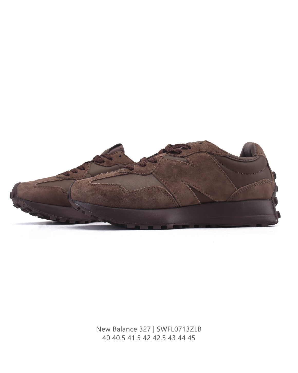 💰165
NB 新百伦 New Balance 327系列复古休闲运动慢跑鞋时尚男女运动鞋 以更纯粹的复古风格设计打造的全新造型 侧身还以解构设计，将 N 字标志以做旧压花样式呈现 样式别具新意。麂皮、冲孔皮革的塑造 则呈现出高级怀旧气质，也让鞋款在奢华时装风格与运动氛围之间达到了平衡。鞋身采用猪巴革麂皮织物等物料拼接构成 中底高弹PU材质及满丁防滑橡胶外底。

类型：男女鞋
货号：U327LZ
尺码：40 - 45含半码
编码：SWFL0713ZLB