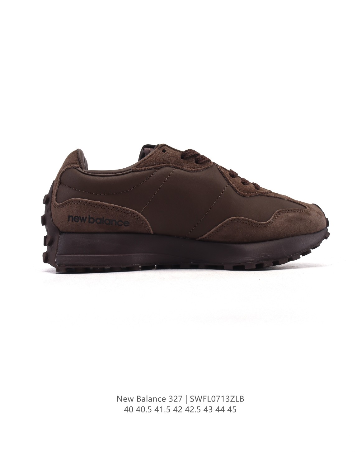 💰165
NB 新百伦 New Balance 327系列复古休闲运动慢跑鞋时尚男女运动鞋 以更纯粹的复古风格设计打造的全新造型 侧身还以解构设计，将 N 字标志以做旧压花样式呈现 样式别具新意。麂皮、冲孔皮革的塑造 则呈现出高级怀旧气质，也让鞋款在奢华时装风格与运动氛围之间达到了平衡。鞋身采用猪巴革麂皮织物等物料拼接构成 中底高弹PU材质及满丁防滑橡胶外底。

类型：男女鞋
货号：U327LZ
尺码：40 - 45含半码
编码：SWFL0713ZLB