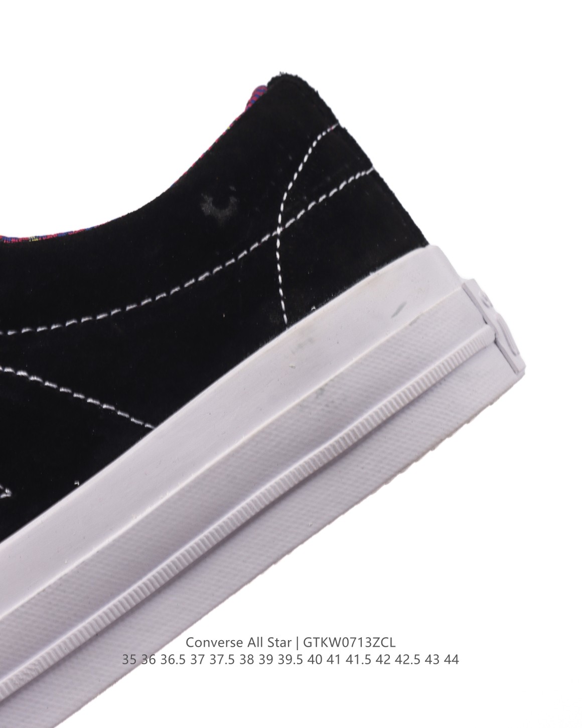 💰190
Converse All Star 低帮男女士运动鞋 一星⭐匡威全明星复古 休闲百搭板鞋 经典透气皮革面慢跑鞋。这个系列是匡威最古老的系列了。是匡威品牌公司1908年成立以来就有的了。各路明星、达人街拍的必搭单品。百搭且舒适性较好，橡胶薄底设计，防滑耐磨，轻盈自在。

货号：A13646C
尺码：35-44含硫化半码
编码：GTKW0713ZCL