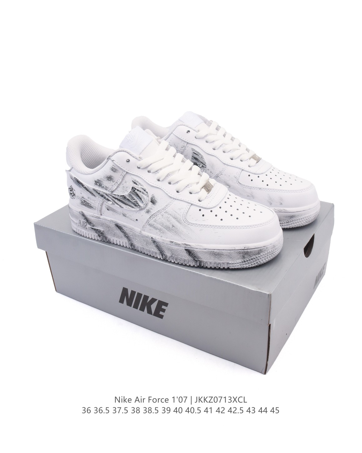 💰300
纯原级 AF1耐克 Nike Air Force 1 ‘07 Low 空军一号 小白鞋 厚底增高百搭运动板鞋 原楦头原纸板 打造纯正空军版型，专注外贸渠道 全掌内置蜂窝气垫 原盒配件 原厂中底钢印、拉帮完美  官方同步上架。

类型：男女鞋
货号：1A9VAO
码数：36-45含半码
编码：JKKZ0713XCL