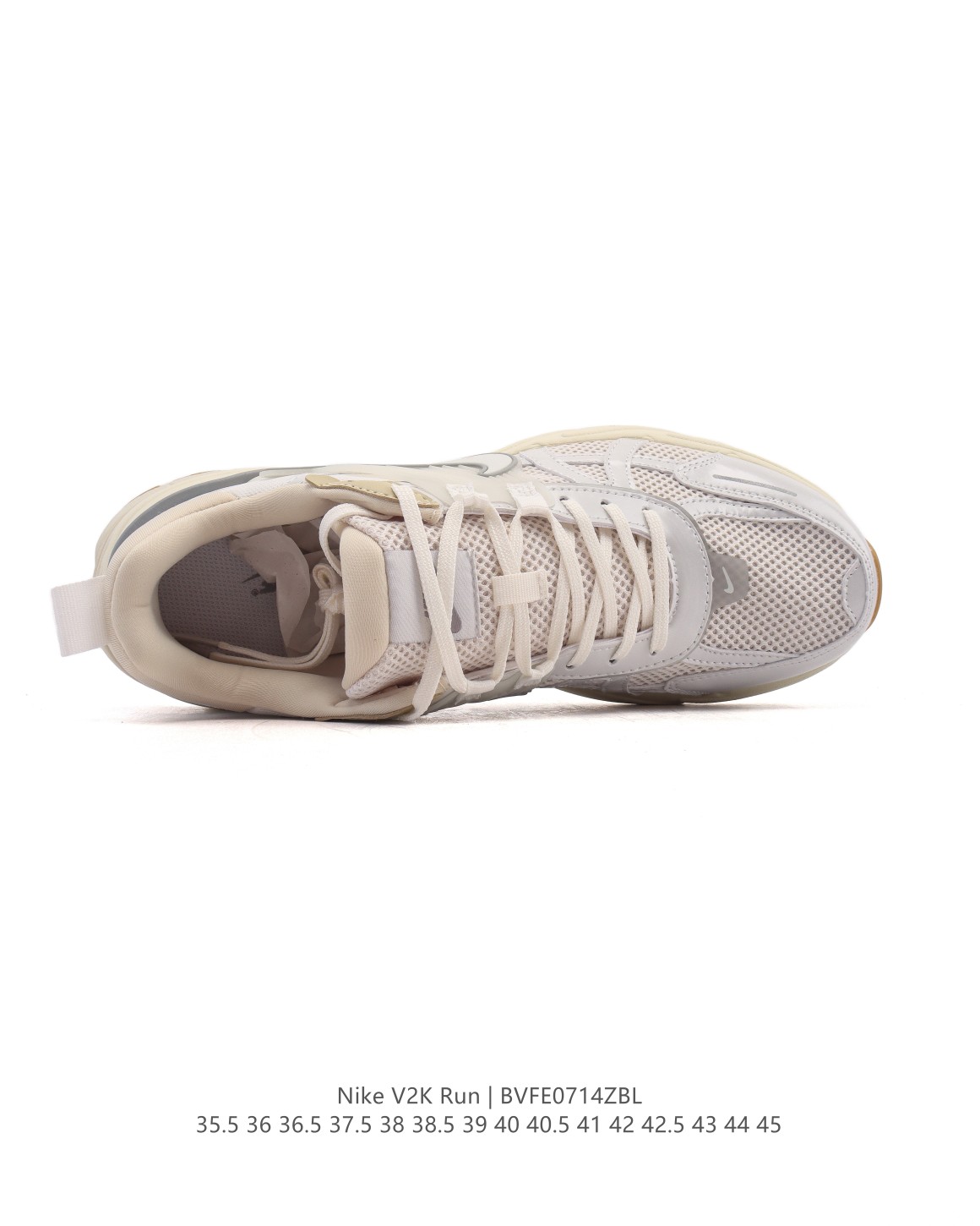 💰210
【纯原级】Nike/耐克 V2K Run 减震防滑 复古低帮运动跑步鞋 超火复古跑鞋,采用太空革组合呼吸网眼布鞋面材质,搭载正确4层组合底模!!,嵌入TPU加固稳定模块,双层MD发泡缓震中底及防滑橡胶底片❗️最近在时尚圈又掀起了一阵流行复古风,比如 Vomero 5、Nike Initiator.... 等款式的鞋子可谓是火到不行,Nike这双完美平替 Balenciaga 3XL的Nike V2K Run Runtekk 也是许多潮人争相入手的鞋子之一。鞋款以山峰白为主色调,混搭富有光泽感的金属色元素,鞋身半透明塑料装饰,则借鉴自经典 Nike Vomero 5,营造出丰富层次感。此外,洋溢着复古美感的泡绵中底和厚实后跟设计,为你塑就舒适迈步体验,同时也为整体造型加分。
类型:男女鞋
货号:HJ4497
尺码:35.5-45含半码
编码:BVFE0714ZBL