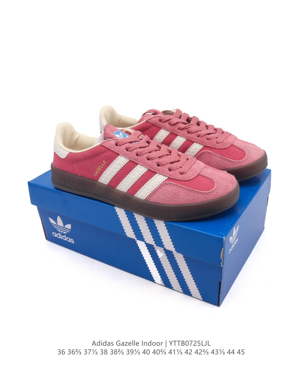 🈴💰120
阿迪达斯 Adidas Originals Gazelle Indoor复古三叶草防滑透明橡胶板鞋经典运动鞋 hello kitty 猫。这款经典鞋,忠于原版设计,缀撞色三条纹和鞋跟饰片。采用柔软皮革鞋面,穿着舒适,搭配生胶外底,风格复古。用不同材料制作这款修长复古的从1970年代开始就很受欢迎的网球鞋。Gazelle Indoor拥有包边更宽的T字型鞋头,Gazelle开始将皮革材质引入训练鞋设计之中,从而减轻了运动员双脚的负担。当年这一改动也是为了更好的保护运动员的前掌,以及Gucci x Adidas Gazelle 系列就是以该鞋型为蓝本打造。• 常规型剪裁• 系带设计• 皮革鞋面• 织物衬里;生胶全包大底• 舒适OrthoLite®鞋垫• 脚感舒适。
货号:JI2717
码数:36-45含半码
编码:YTTB0725LJL