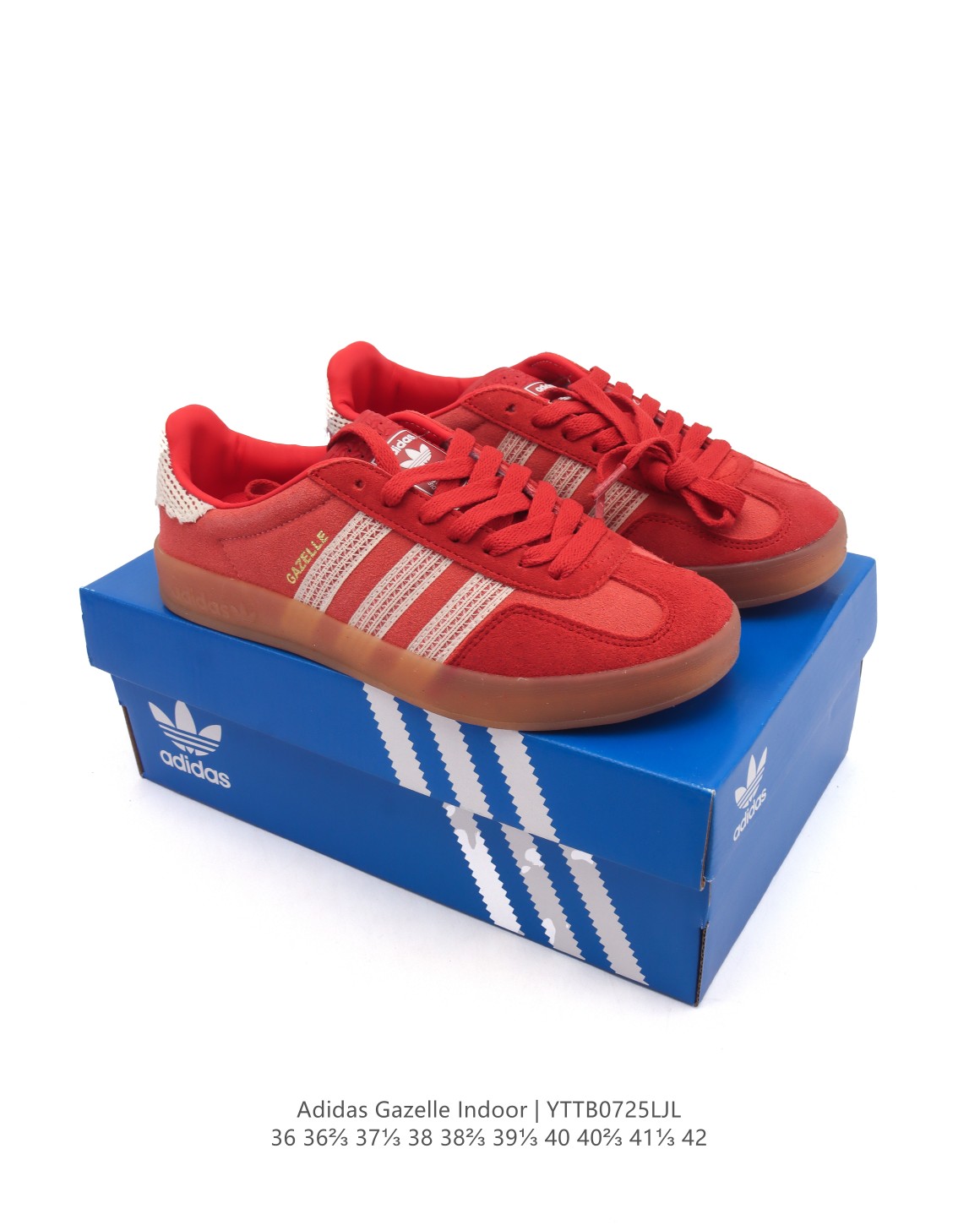 🈴💰120
阿迪达斯 Adidas Originals Gazelle Indoor复古三叶草防滑透明橡胶板鞋经典运动鞋 hello kitty 猫。这款经典鞋,忠于原版设计,缀撞色三条纹和鞋跟饰片。采用柔软皮革鞋面,穿着舒适,搭配生胶外底,风格复古。用不同材料制作这款修长复古的从1970年代开始就很受欢迎的网球鞋。Gazelle Indoor拥有包边更宽的T字型鞋头,Gazelle开始将皮革材质引入训练鞋设计之中,从而减轻了运动员双脚的负担。当年这一改动也是为了更好的保护运动员的前掌,以及Gucci x Adidas Gazelle 系列就是以该鞋型为蓝本打造。• 常规型剪裁• 系带设计• 皮革鞋面• 织物衬里;生胶全包大底• 舒适OrthoLite®鞋垫• 脚感舒适。
货号:JI2717
码数:36-45含半码
编码:YTTB0725LJL