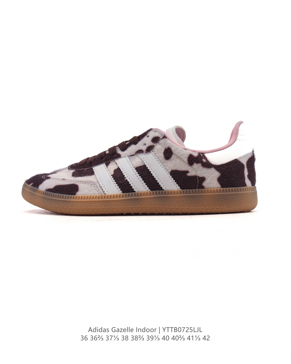🈴💰120
阿迪达斯 Adidas Originals Gazelle Indoor复古三叶草防滑透明橡胶板鞋经典运动鞋 hello kitty 猫。这款经典鞋,忠于原版设计,缀撞色三条纹和鞋跟饰片。采用柔软皮革鞋面,穿着舒适,搭配生胶外底,风格复古。用不同材料制作这款修长复古的从1970年代开始就很受欢迎的网球鞋。Gazelle Indoor拥有包边更宽的T字型鞋头,Gazelle开始将皮革材质引入训练鞋设计之中,从而减轻了运动员双脚的负担。当年这一改动也是为了更好的保护运动员的前掌,以及Gucci x Adidas Gazelle 系列就是以该鞋型为蓝本打造。• 常规型剪裁• 系带设计• 皮革鞋面• 织物衬里;生胶全包大底• 舒适OrthoLite®鞋垫• 脚感舒适。
货号:JI2717
码数:36-45含半码
编码:YTTB0725LJL