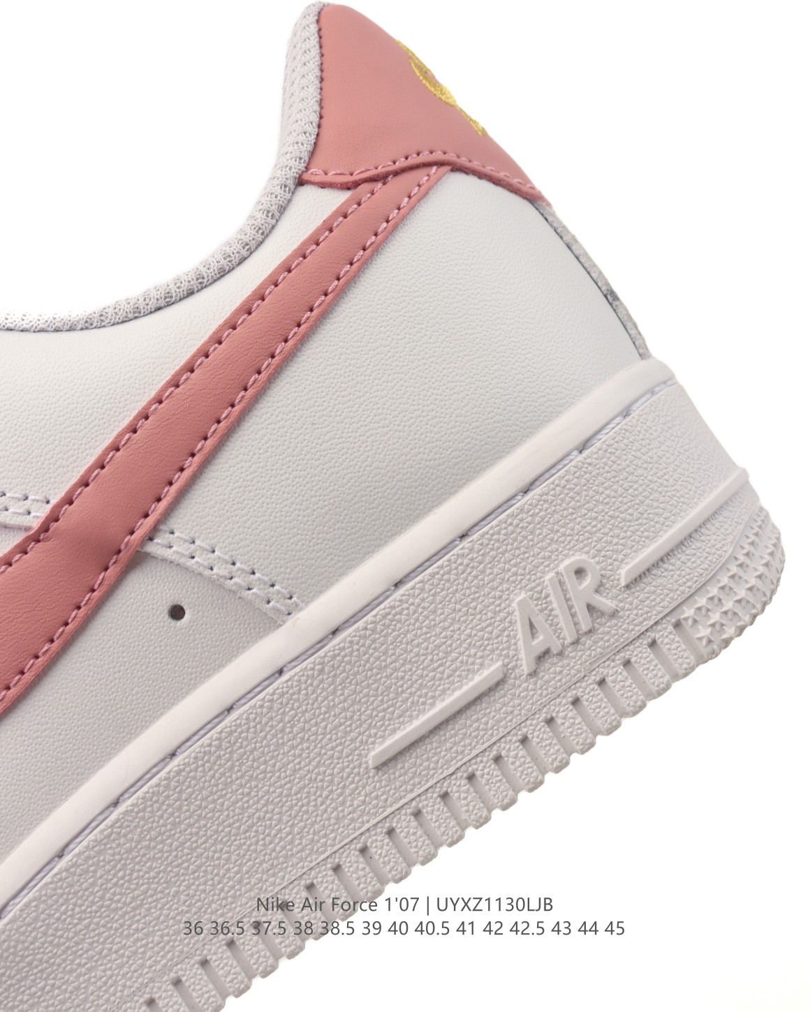 供货价:120💰『高瑞莆田鞋』星选安福优品,得物APP同步款,顺丰包邮得物1:1面单,下单赠送精美礼品🎁
耐克 Nike Air Force 1 '07 Low 空军一号含气垫   小白鞋 低帮百搭厚底增高休闲运动板鞋。柔软、弹性十足的缓震性能和出色的中底设计，横跨复古与现代的外型结合，造就出风靡全球三十多年的Force 1，直到今天还深受青睐。

类型：男女鞋
货号：CZ0270
尺码:  36-45含半码
编码：UYXZ1130LJB