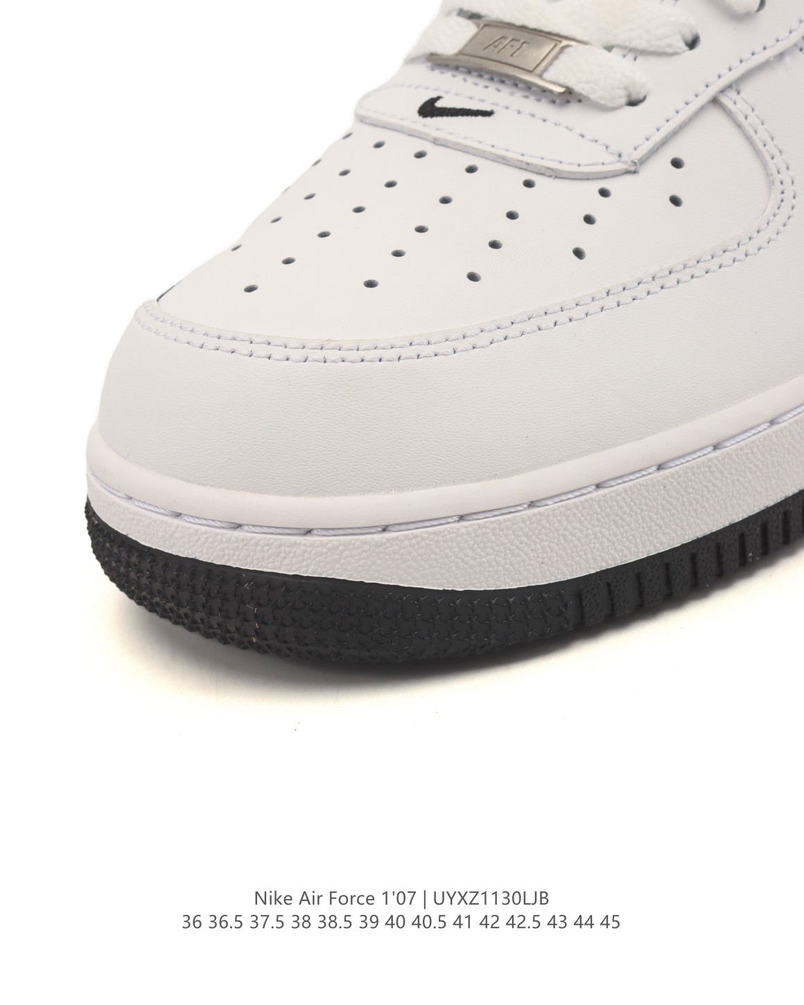 供货价:120💰『高瑞莆田鞋』星选安福优品,得物APP同步款,顺丰包邮得物1:1面单,下单赠送精美礼品🎁
耐克 Nike Air Force 1 '07 Low 空军一号含气垫   小白鞋 低帮百搭厚底增高休闲运动板鞋。柔软、弹性十足的缓震性能和出色的中底设计，横跨复古与现代的外型结合，造就出风靡全球三十多年的Force 1，直到今天还深受青睐。

类型：男女鞋
货号：CZ0270
尺码:  36-45含半码
编码：UYXZ1130LJB
