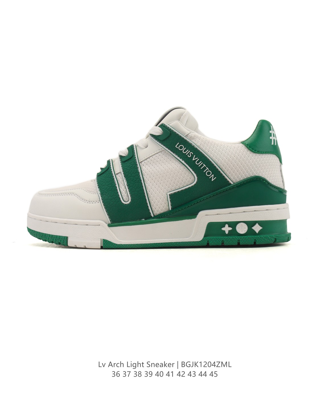 💰170 帝王版 LV三代【公司级】路易威登 Louis Vuitton LV路易威登板鞋 时尚运动鞋潮厚底增高男鞋。舒适防滑底和百搭性霸屏整个时尚娱乐圈，细节调整完美主义！采用柔软帆布皮革拼接鞋面，独家开模大底， 侧边采用3D打印标志性Logo 尽显贵族时尚气息，配带正品全套包装。全新LV路易威登Louis vuitton Trainer Sneaker Low 休闲运动文化百搭板鞋。 
类型：男女鞋
尺码：36-46