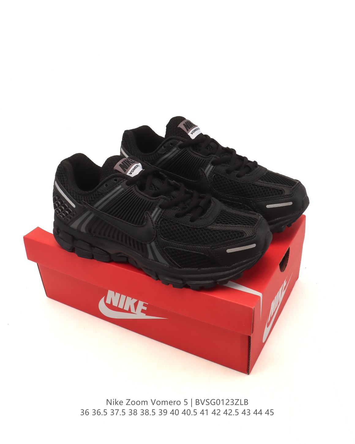 🈴💰105
【真标】Nike 耐克夏季 ZOOM VOMERO 5 运动鞋休闲训练跑步鞋，Nike Zoom Vomero 5 运动鞋妥帖包覆足部，提供透气支撑效果。耐穿材料组合设计，助你从容应对日常挑战。柔软泡绵和 Zoom Air 缓震配置，缔造轻盈舒适的顺畅迈步体验。网眼布搭配优质覆面，透气耐穿，Cushlon 泡绵搭配 Zoom Air 缓震配置，塑就回弹缓震的顺畅迈步体验，外底融入橡胶贴片，铸就非凡抓地力。

货号：FN7649-419
尺码：36 36.5 37.5 38 38.5 39 40 40.5 41 42 42.5 43 44 45
编码：BVSG0123ZLB