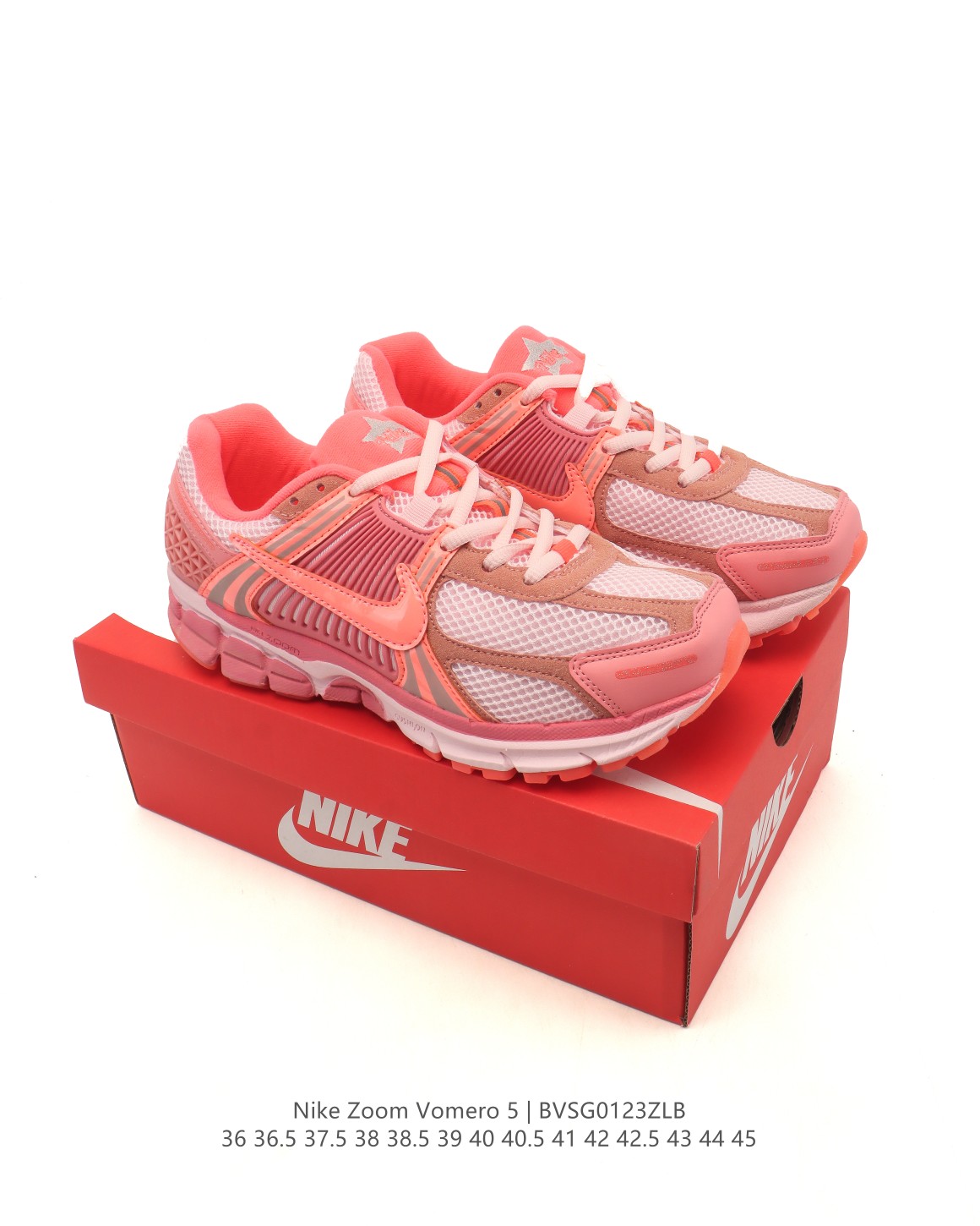 🈴💰105
【真标】Nike 耐克夏季 ZOOM VOMERO 5 运动鞋休闲训练跑步鞋，Nike Zoom Vomero 5 运动鞋妥帖包覆足部，提供透气支撑效果。耐穿材料组合设计，助你从容应对日常挑战。柔软泡绵和 Zoom Air 缓震配置，缔造轻盈舒适的顺畅迈步体验。网眼布搭配优质覆面，透气耐穿，Cushlon 泡绵搭配 Zoom Air 缓震配置，塑就回弹缓震的顺畅迈步体验，外底融入橡胶贴片，铸就非凡抓地力。

货号：FN7649-419
尺码：36 36.5 37.5 38 38.5 39 40 40.5 41 42 42.5 43 44 45
编码：BVSG0123ZLB
