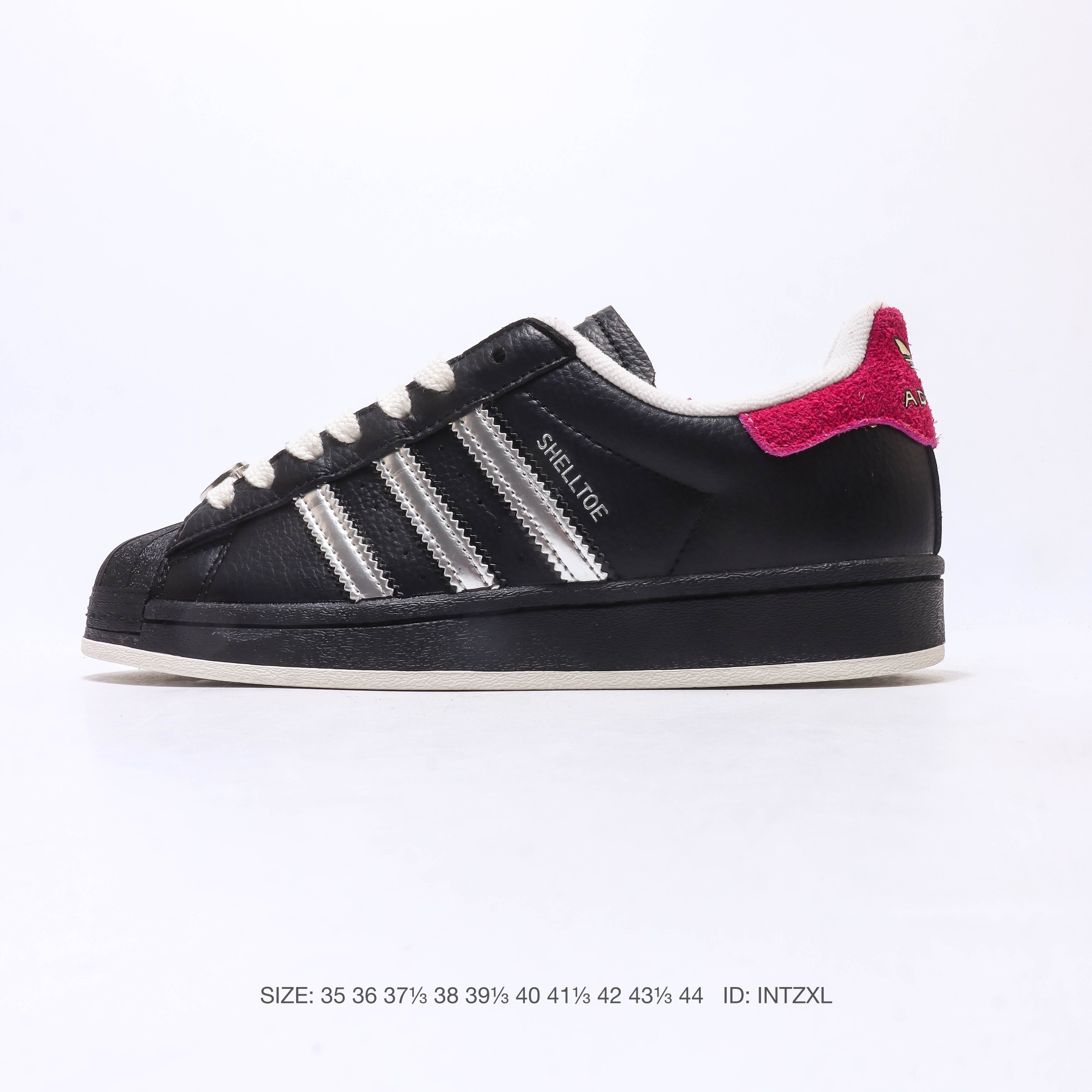 AD Originals Superstar 经典复古贝壳头板鞋 诞生于1969年 是第一双将全皮面鞋 身与橡胶鞋头结合在一起的低帮篮球鞋 Superstar最开始 是作为高帮篮球鞋Pro Model的低帮版本而出现的 但因为其独特和醒目的橡胶鞋头造型而让大家熟知 被大家形象地称为"shelltoe"贝壳头 在70年代的美国职业篮球场上 接近3/4的NBA球员都将这双Superstar作为场上用鞋 80年代之后 经过不断的改良和发展 Superstar逐渐成为横跨时装、音乐、街头文化、休闲和运动等各大领域的时尚潮鞋 九 1⁄3 38 391⁄3 40 411⁄3 42 431⁄3 44 ID:INTZX