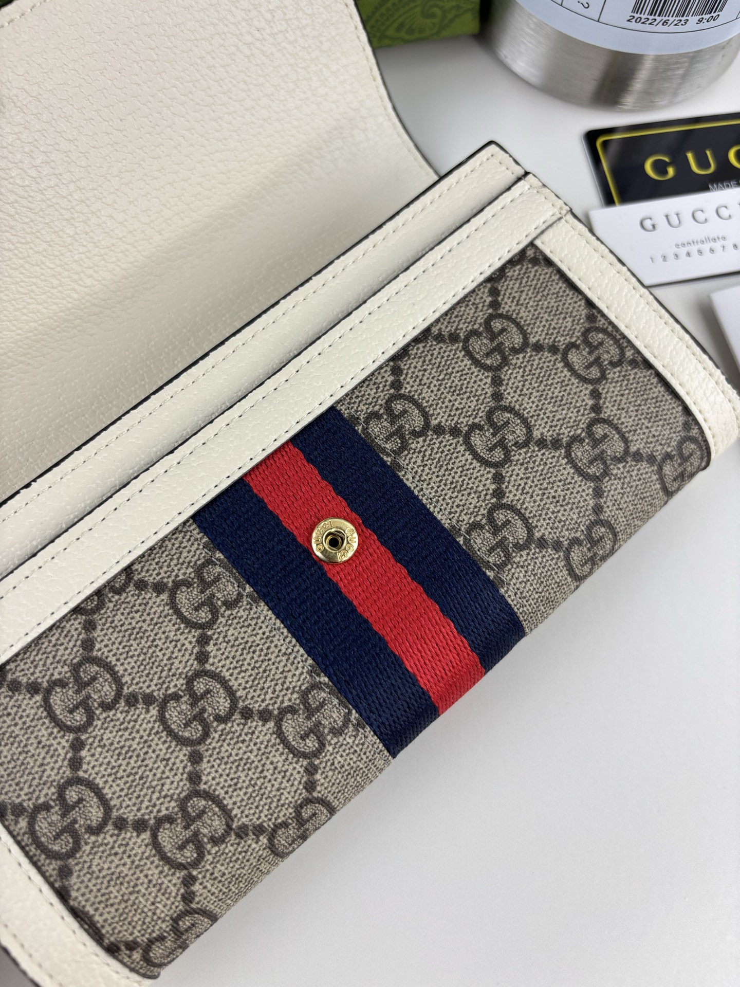 GUCCI Ophidiaシリーズ 二つ折り長財布 GG Supreme PVC