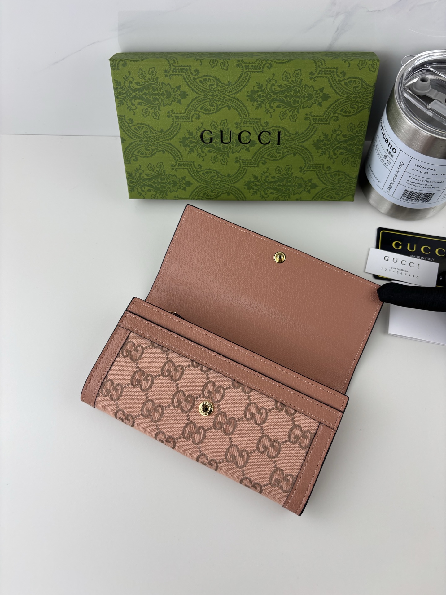 Gucci Ophidia 財布 - 薄型デザインと豪華なローズゴールドアクセント