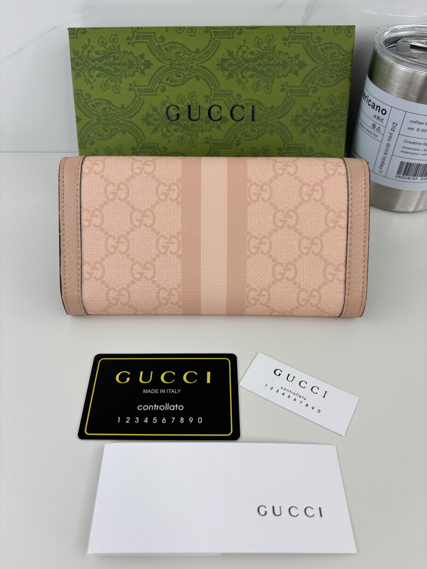 GUCCI Ophidiaシリーズ 二つ折り長財布 GG Supreme PVC製
