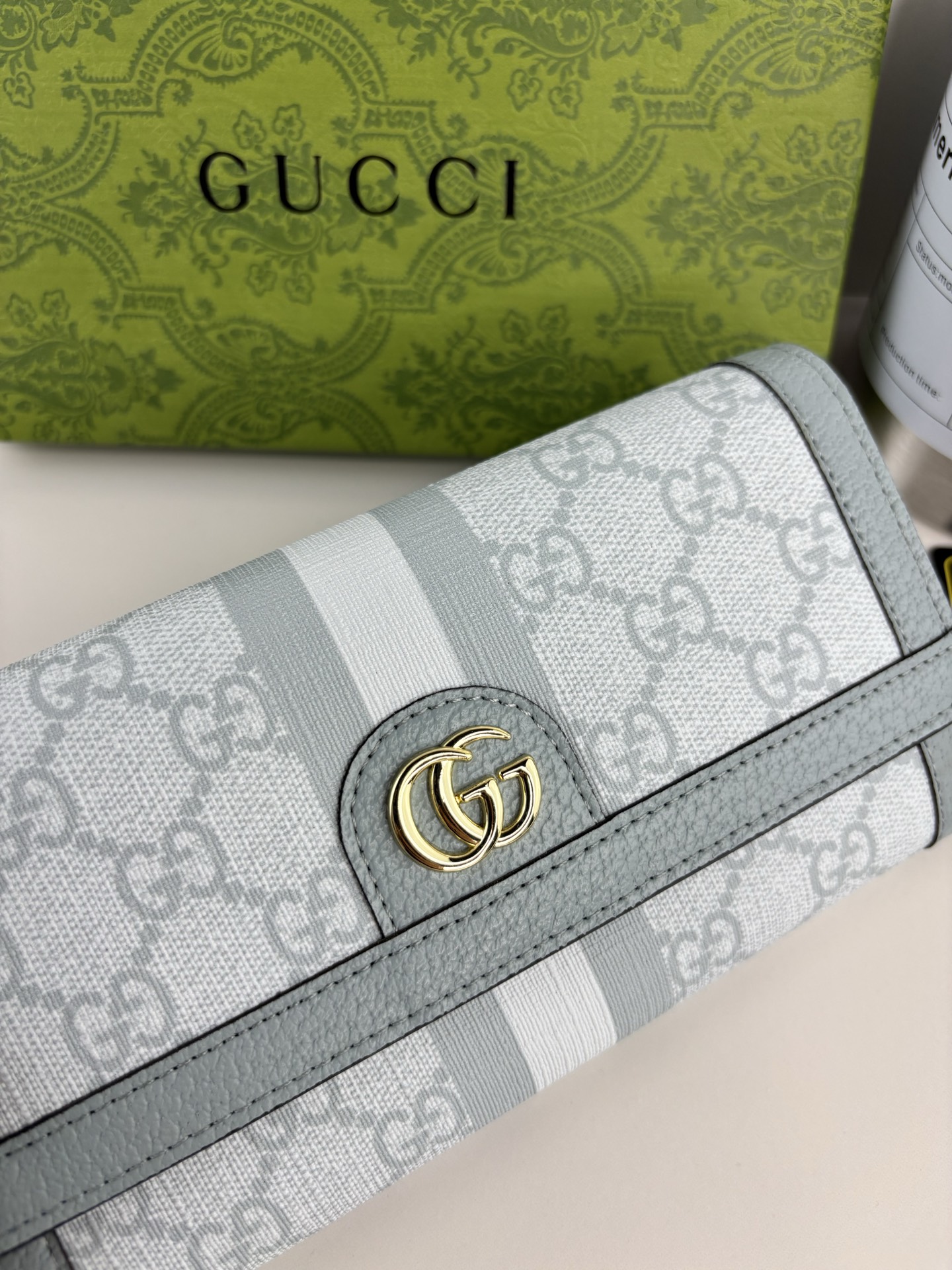GUCCI Ophidiaシリーズ 二つ折り長財布 GG Supreme PVC素材