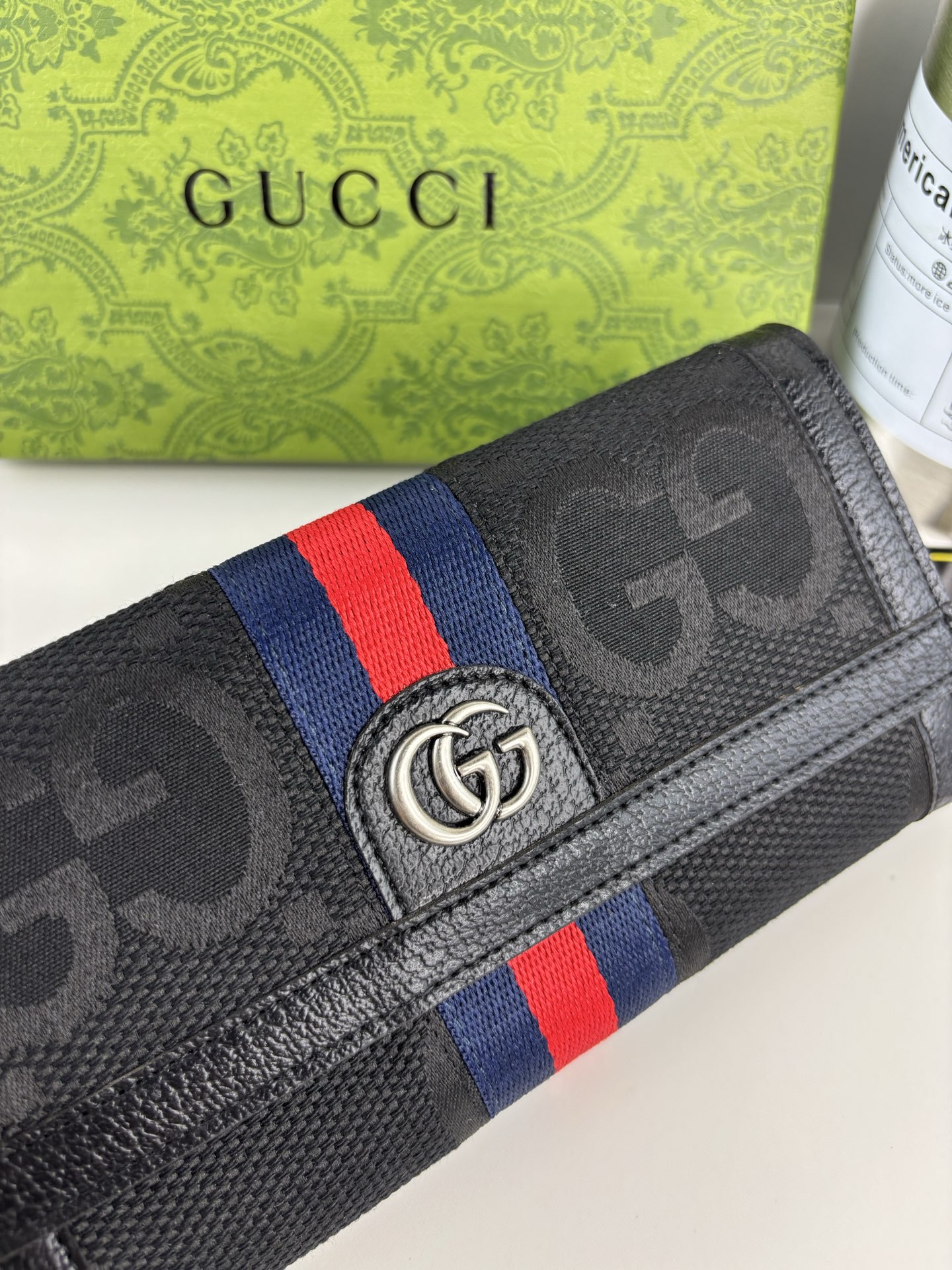 GUCCI Diana財布 - 洗練されたデザインと現代的な魅力