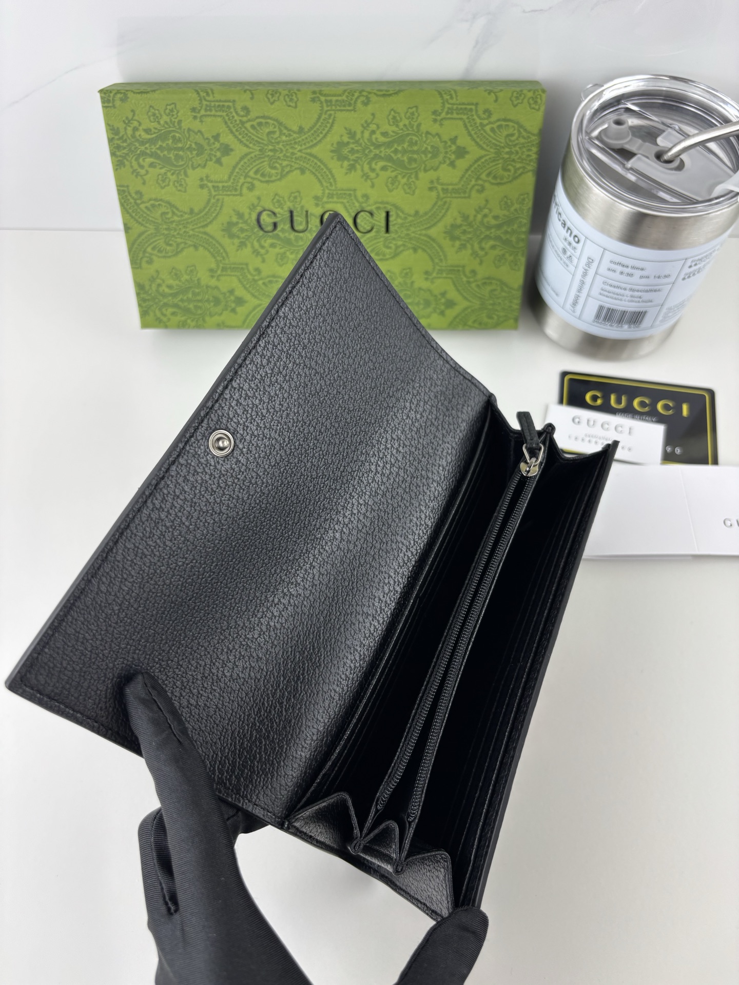 GUCCI Diana財布 - 洗練されたデザインと現代的な魅力