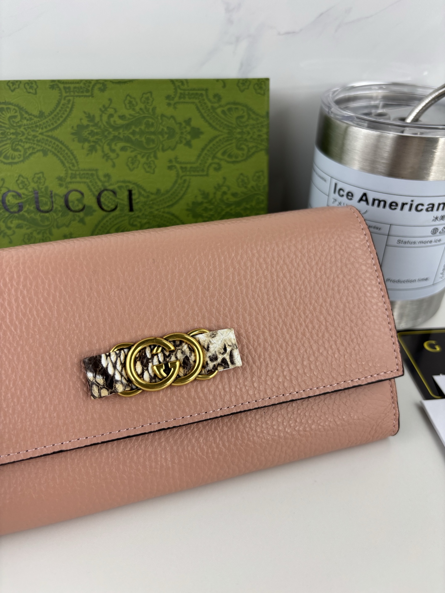 GUCCl 蝶々結び 蟒蛇皮ダブルG財布