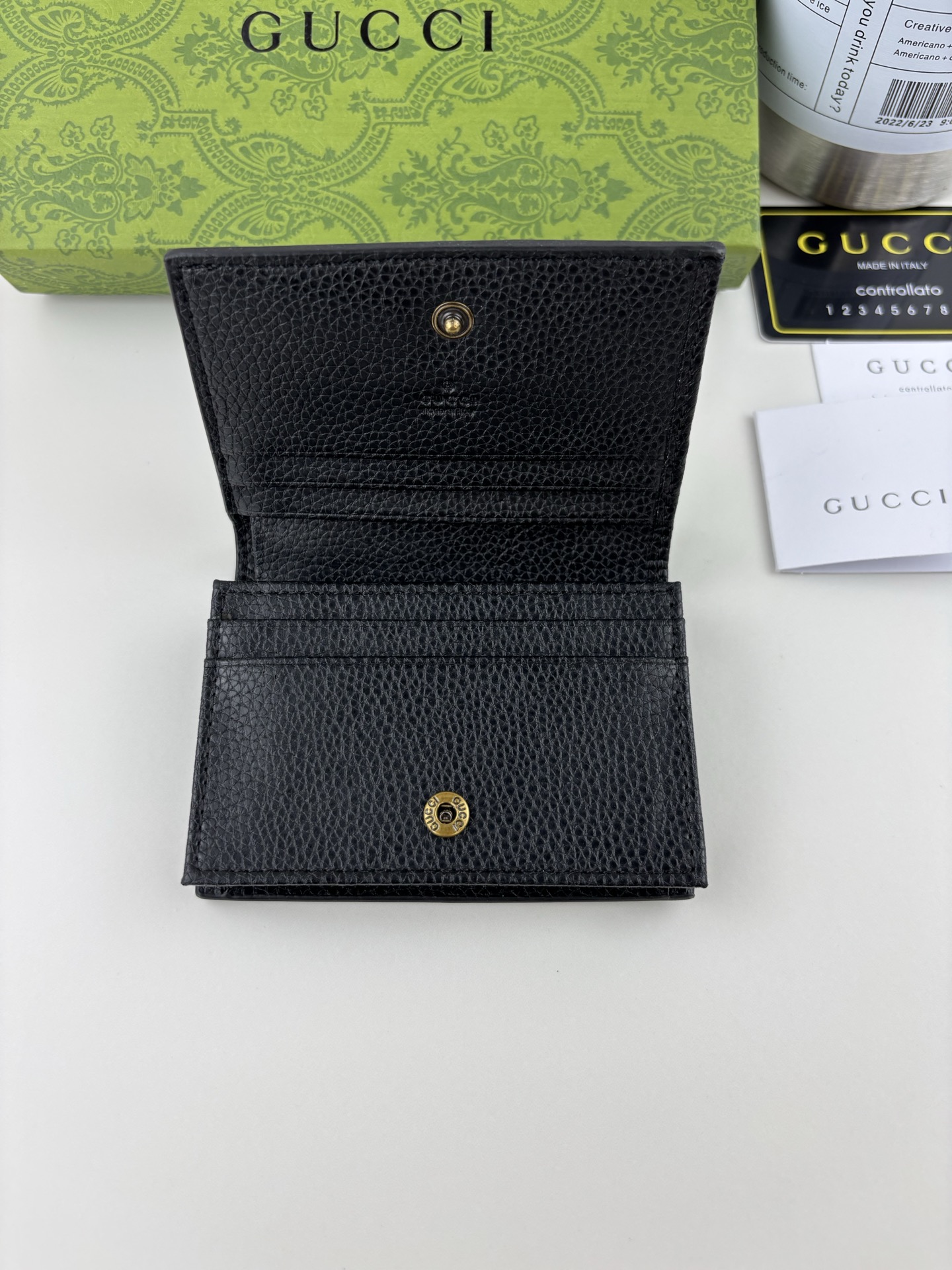 GUCCl 蟒蛇皮蝴蝶结小財布 - 双Gデザインのエレガントなアイテム