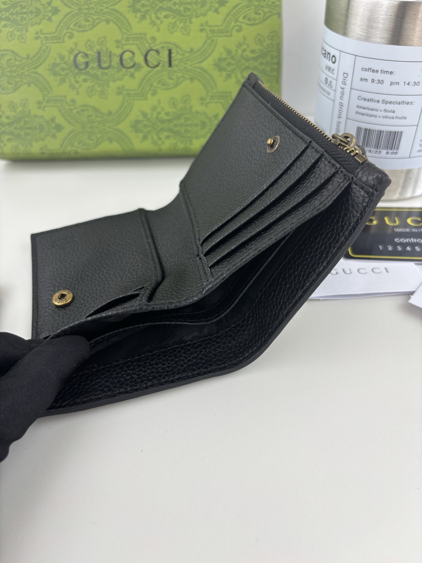 GUCCI ブラックレザー 蝶結びデザイン 財布