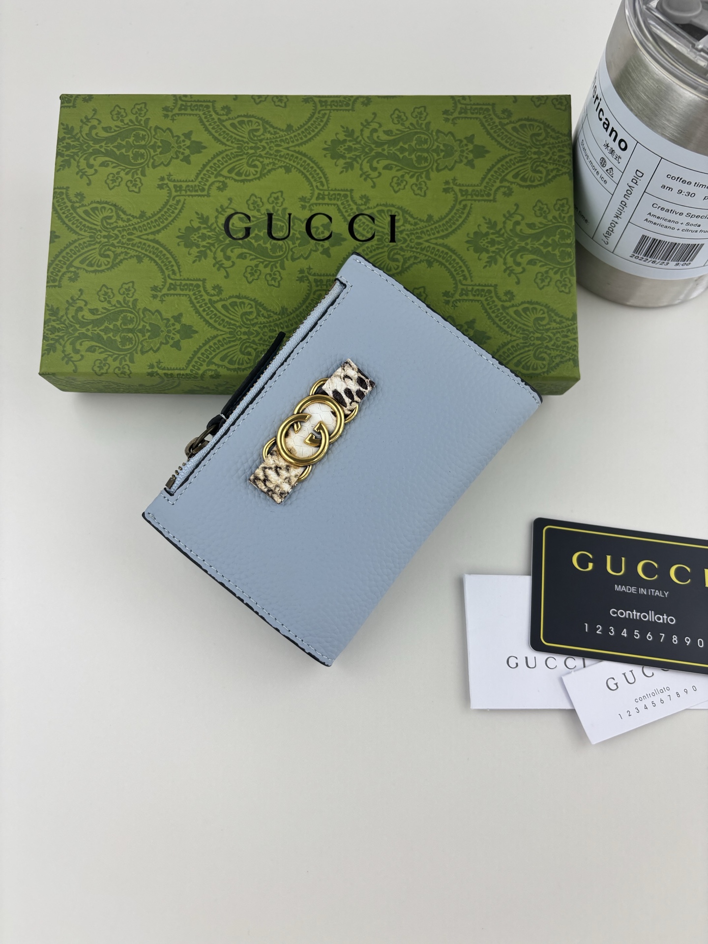 GUCCl 夏季シリーズ ブルーレザー財布 蝶結びデザイン