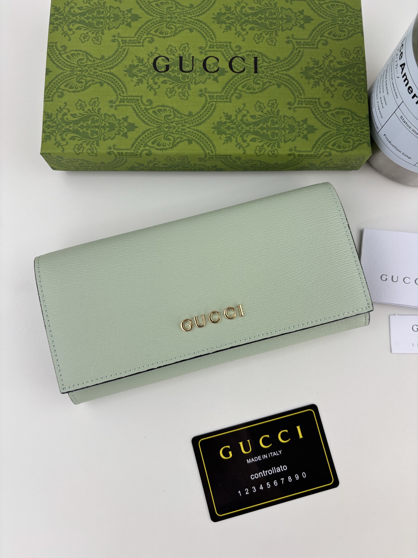 Gucci 手書きロゴ 長財布 グリーンレザー
