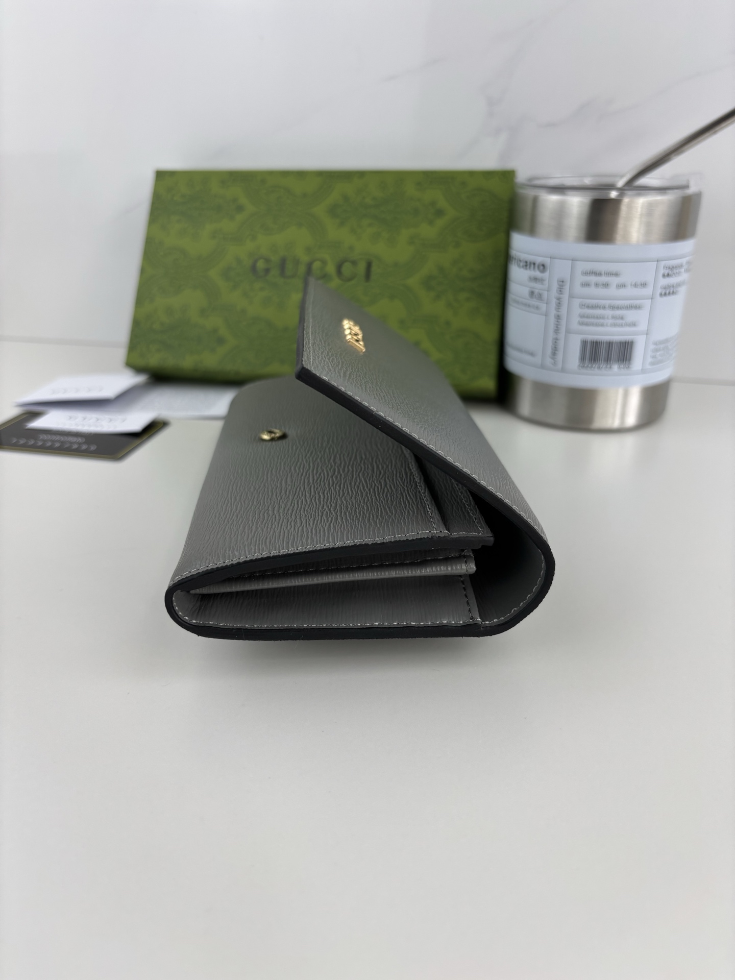 Gucci 手書きロゴ長財布 グレー皮革のエレガンス