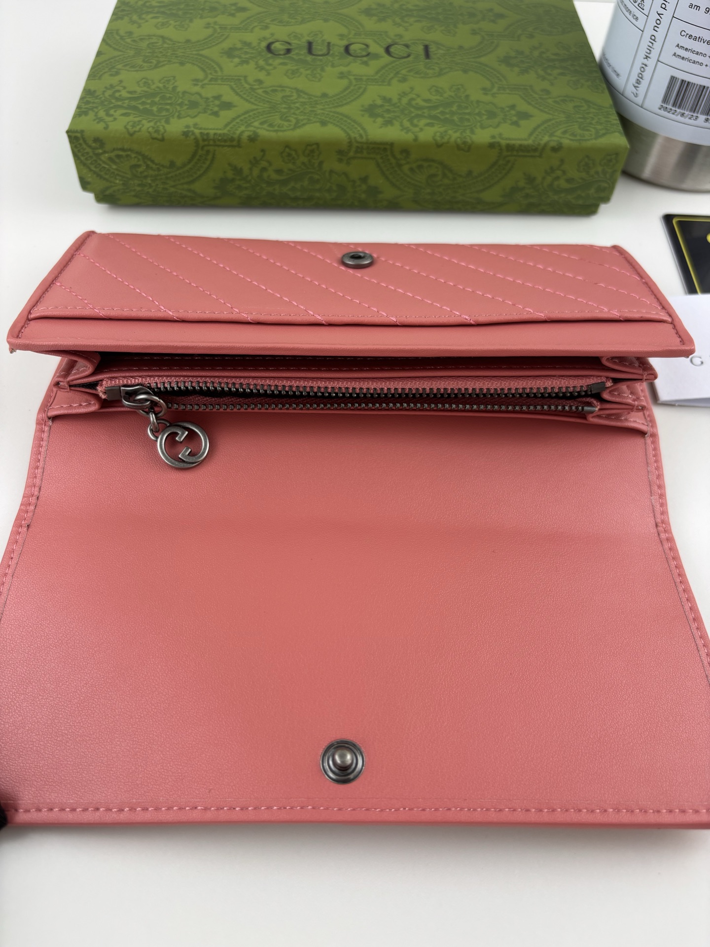 Gucci Blondieシリーズ ダブルGデザイン ピンクレザー