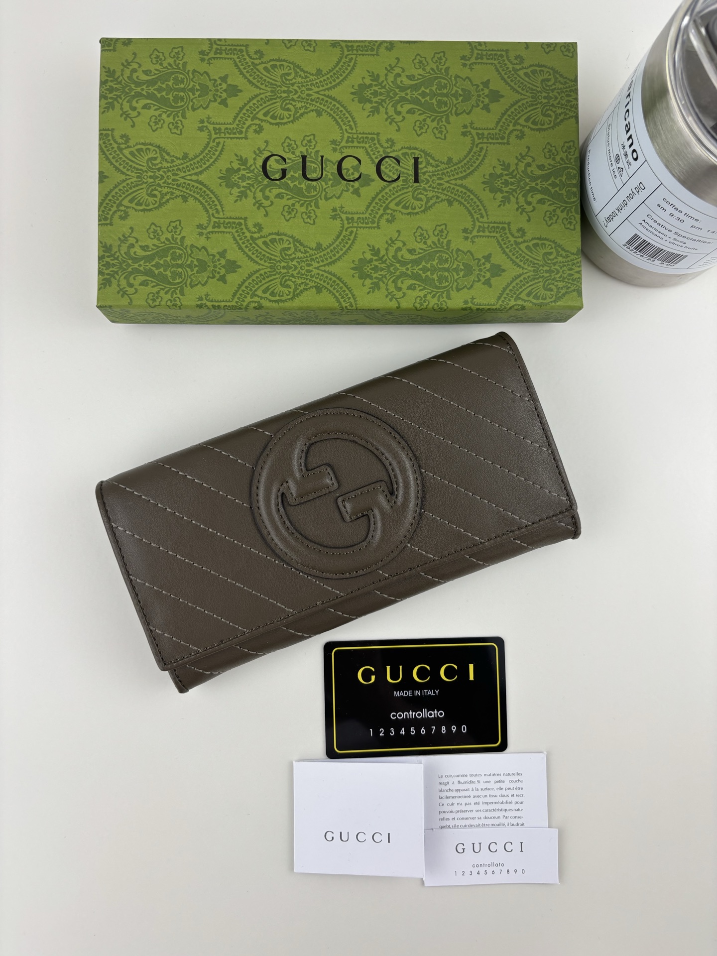 Gucci Blondieシリーズ ダブルGデザインの皮革クラッチバッグ