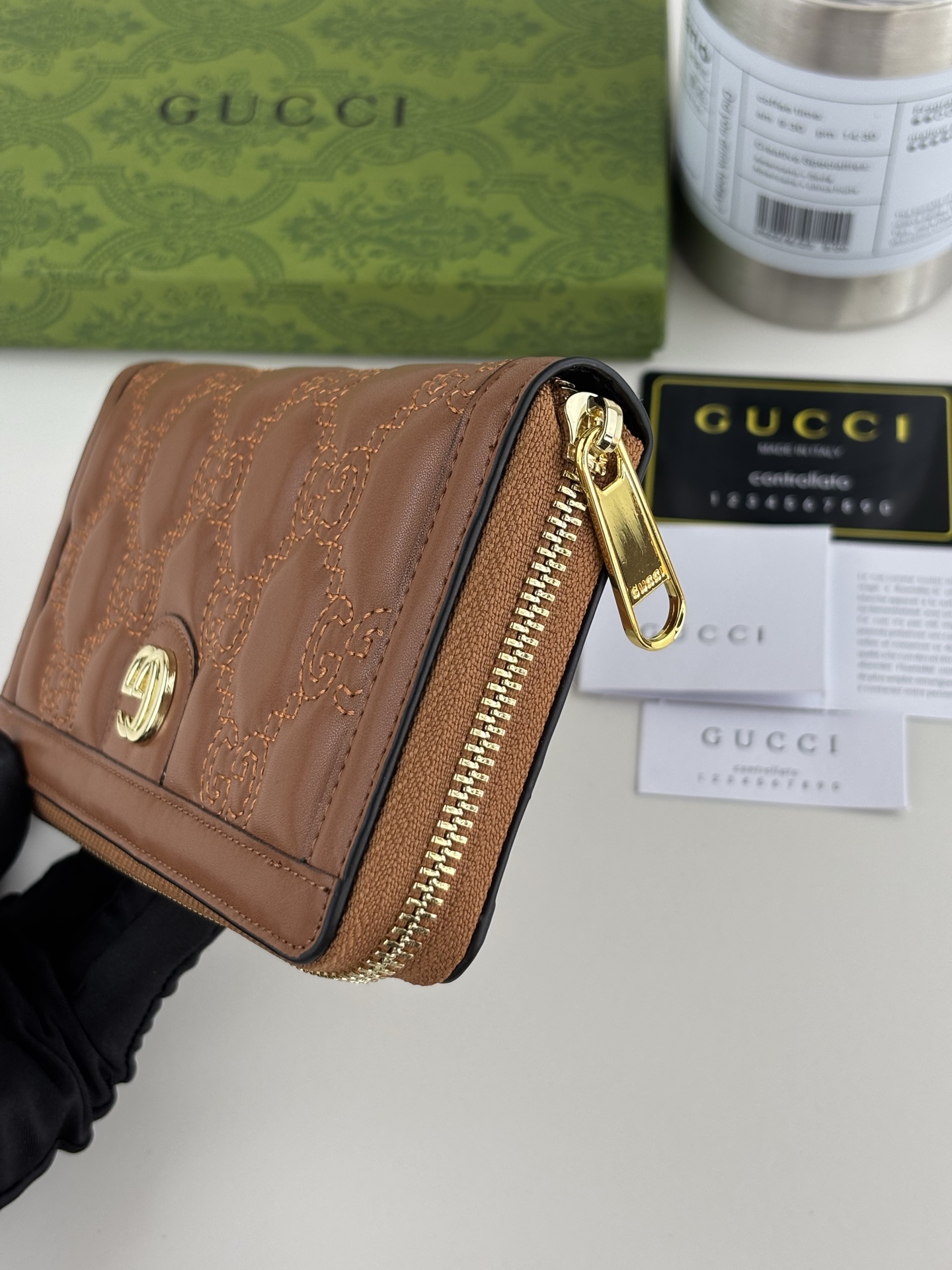 GUCCI GG Matelassé 財布 - 柔らかな質感とブランドアイコン