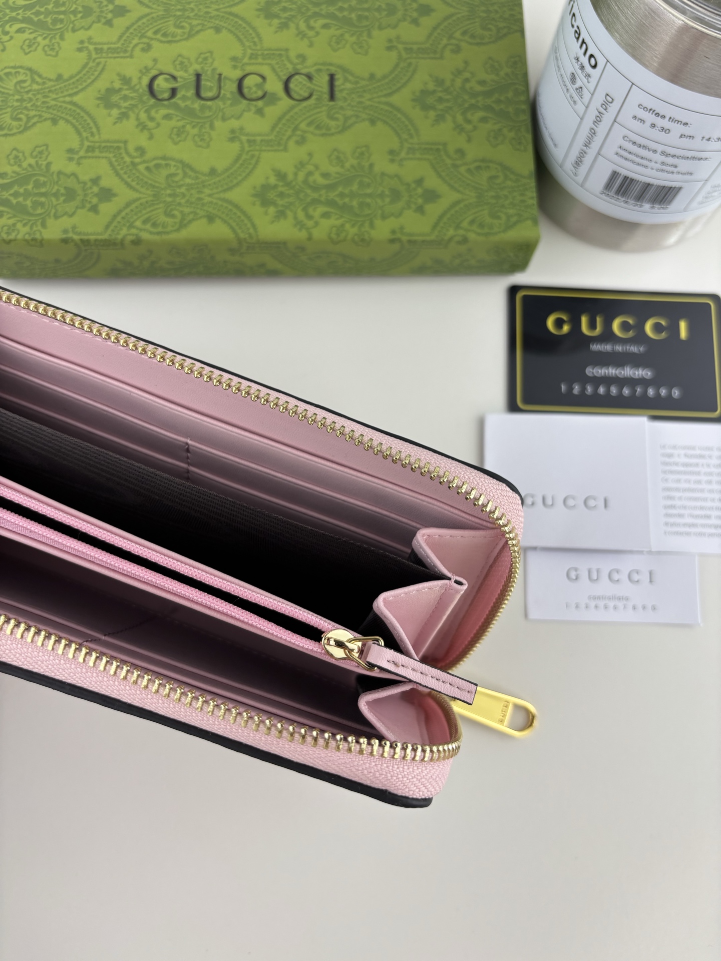 GUCCI GG Matelassé 財布 - 柔らかなシグネチャーレザーのクールなデザイン