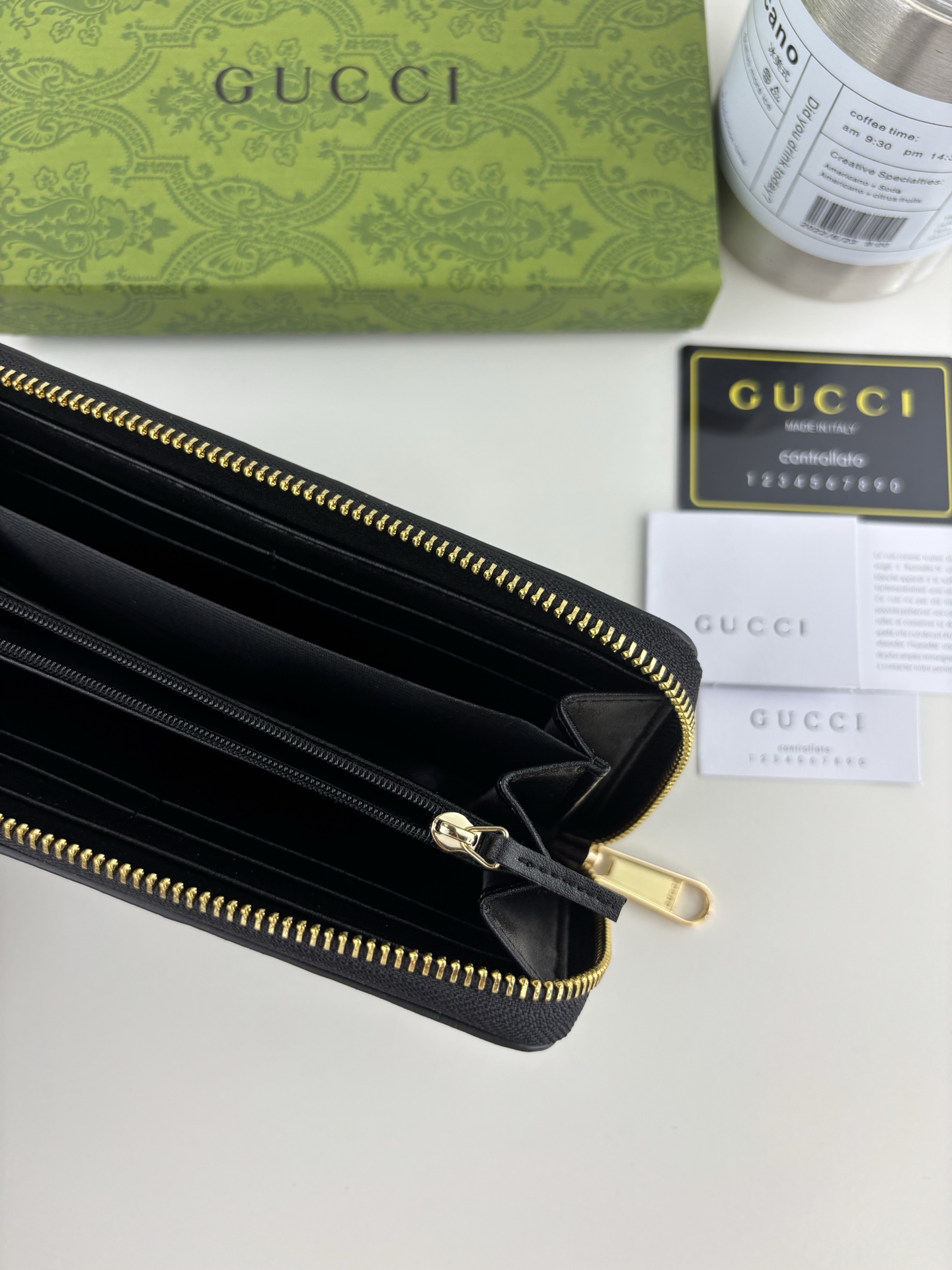 GUCCI GG Matelassé ブラック財布 - 柔らかなキルティングレザー
