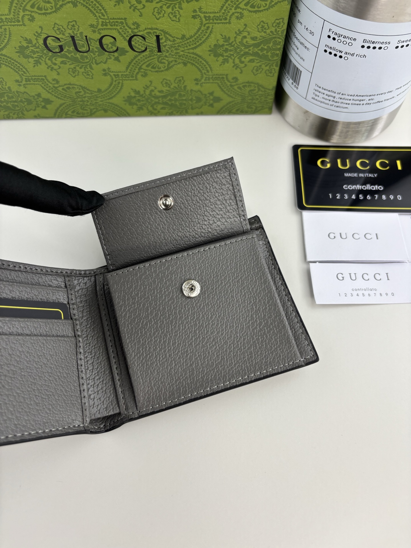 Gucci Ophidiaシリーズカードケース - グレーGGスプリームデザイン