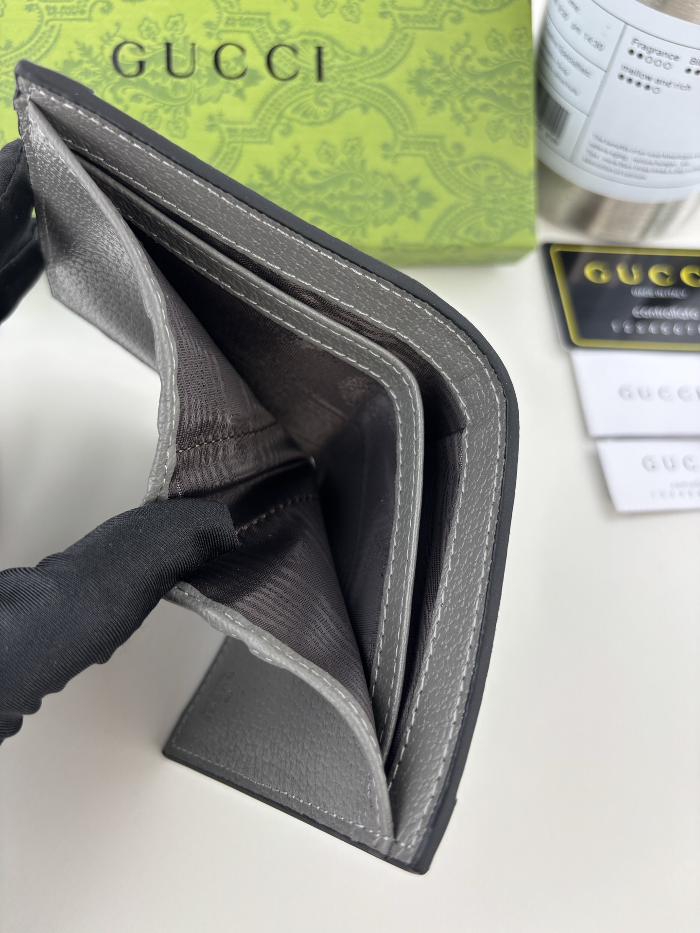 Gucci Ophidiaシリーズカードケース - 灰色GG Supremeデザイン