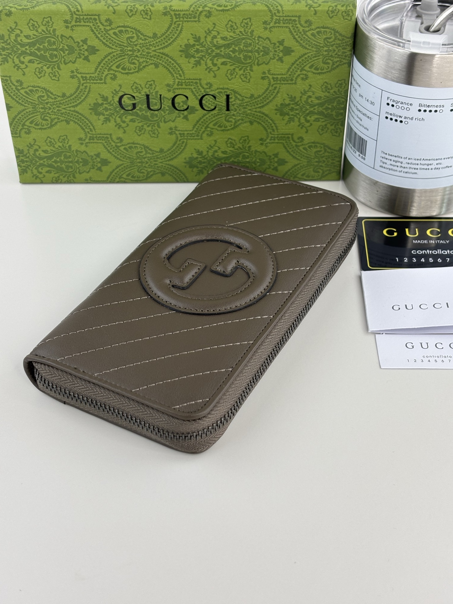 Gucci Blondie全拉链財布 - 洗練されたデザインと高級感