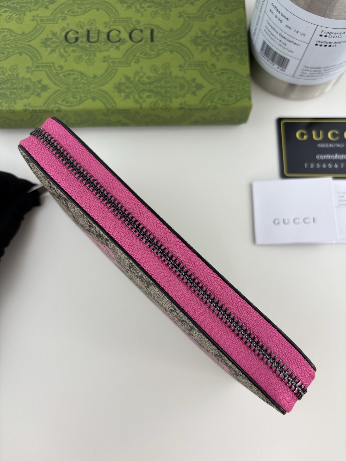 Gucci全拉链財布 GG字母交织デザイン 梅红