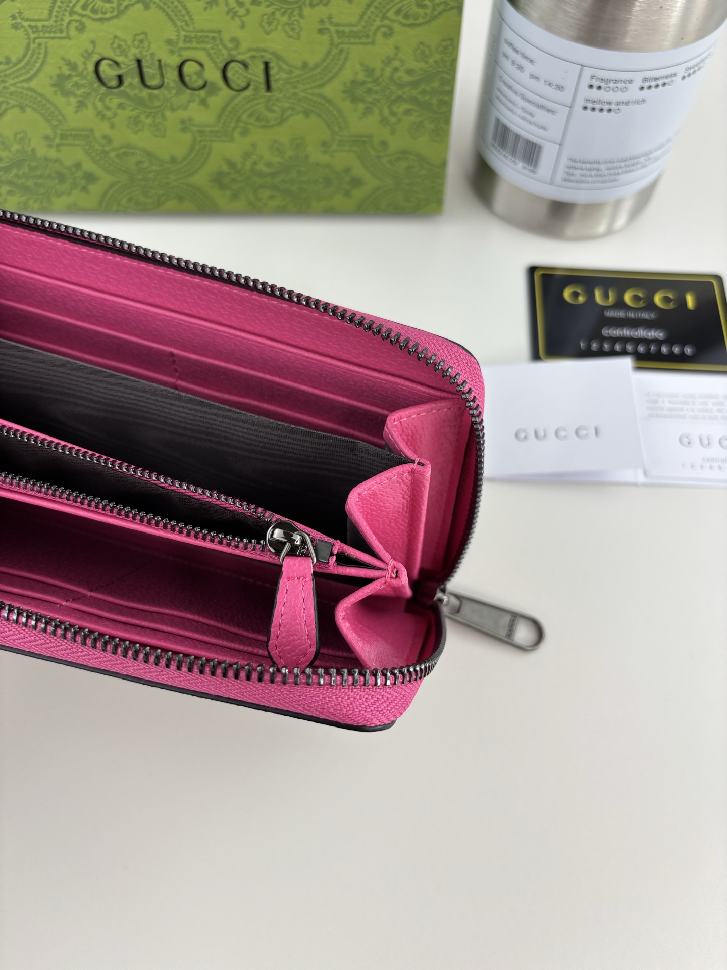 Gucci全拉链財布 GG字母交织デザイン 梅红