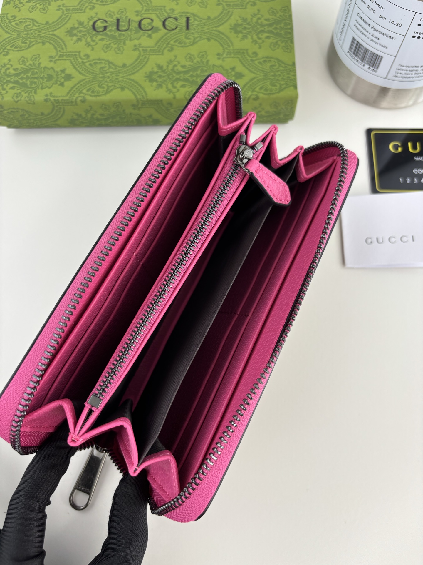Gucci全拉链財布 GG字母交织デザイン 梅红