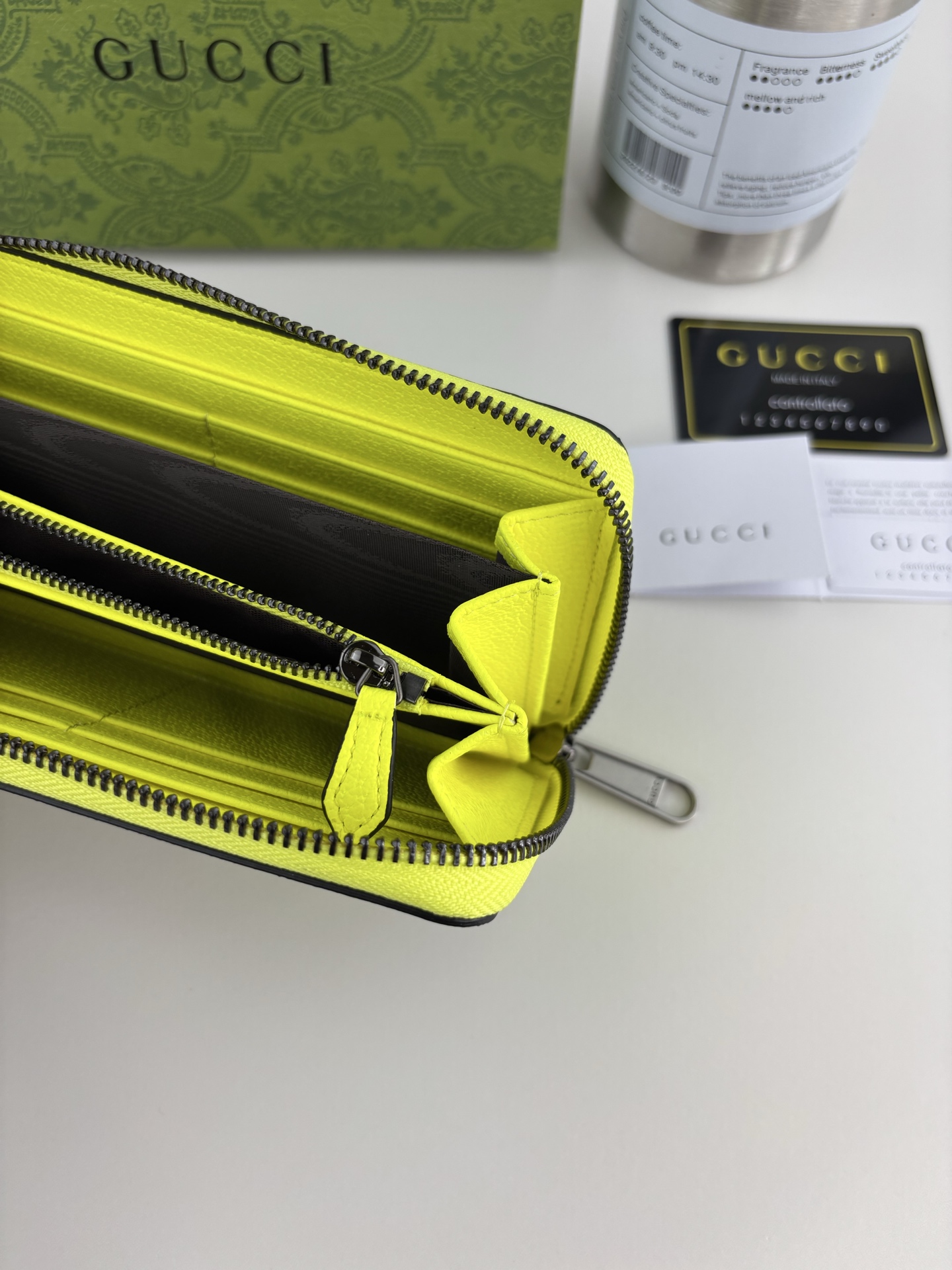 Gucci GG字母全拉链財布 - 12カードスロットと3札入れ