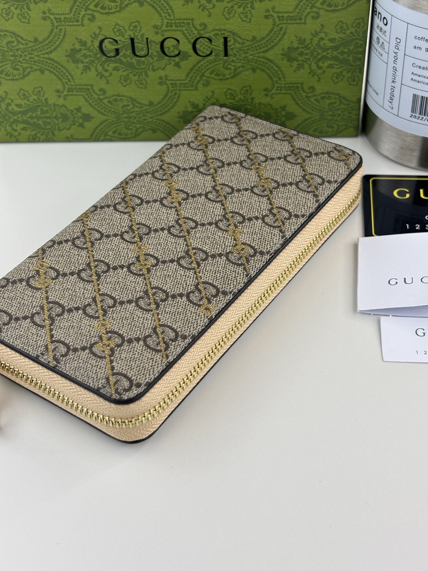 GUCCI 長財布 馬衔扣プリントデザイン GG Supreme帆布