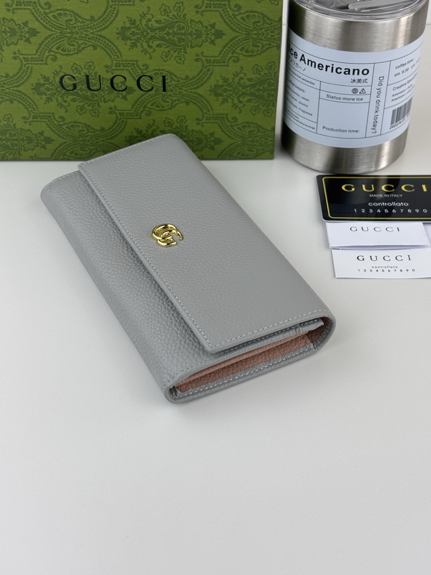 GUCCl 夏季新作 小型双G金属装飾グレー＆ピンクレザー バッグ