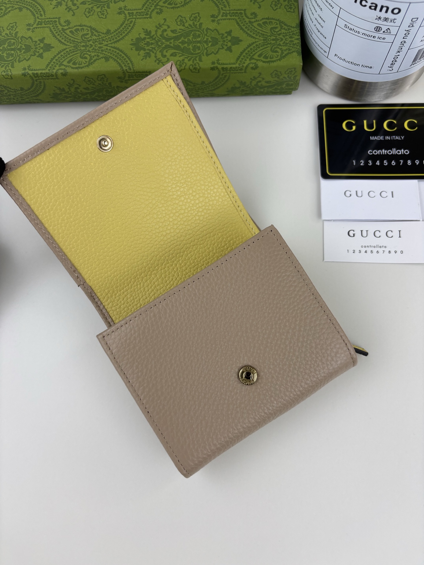 GUCCl 夏季新作 小型ダブルG金属装飾のトレンドバッグ