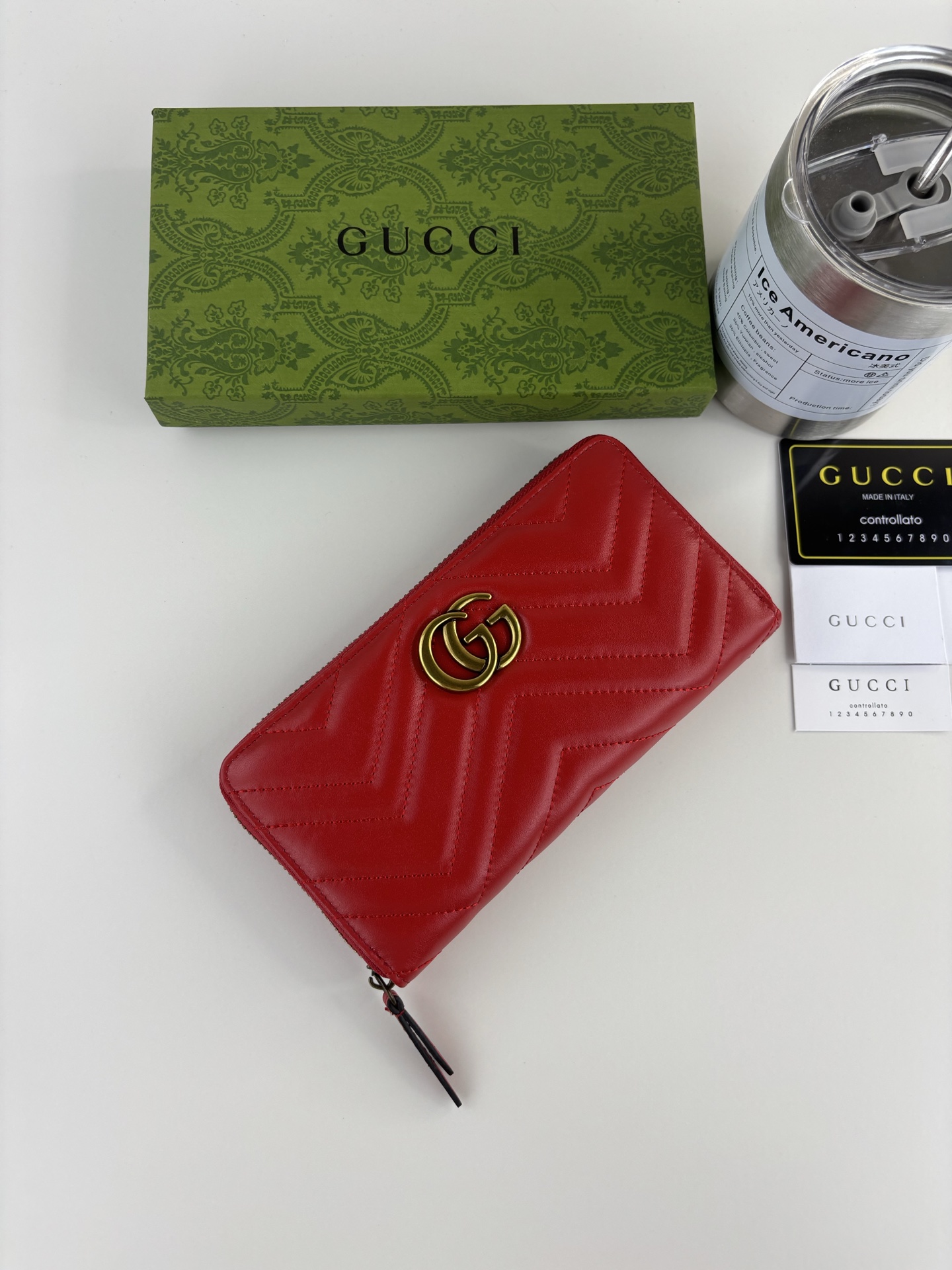GUCCI GG Marmont 長款ラウンドファスナー財布 - スタイリッシュなデザインと機能性