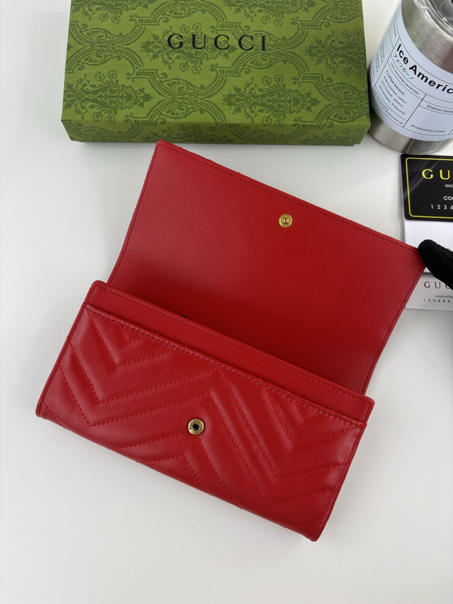 GUCCI GG Marmont 長款皮夹 - ショッピングに最適なスタイリッシュなデザイン