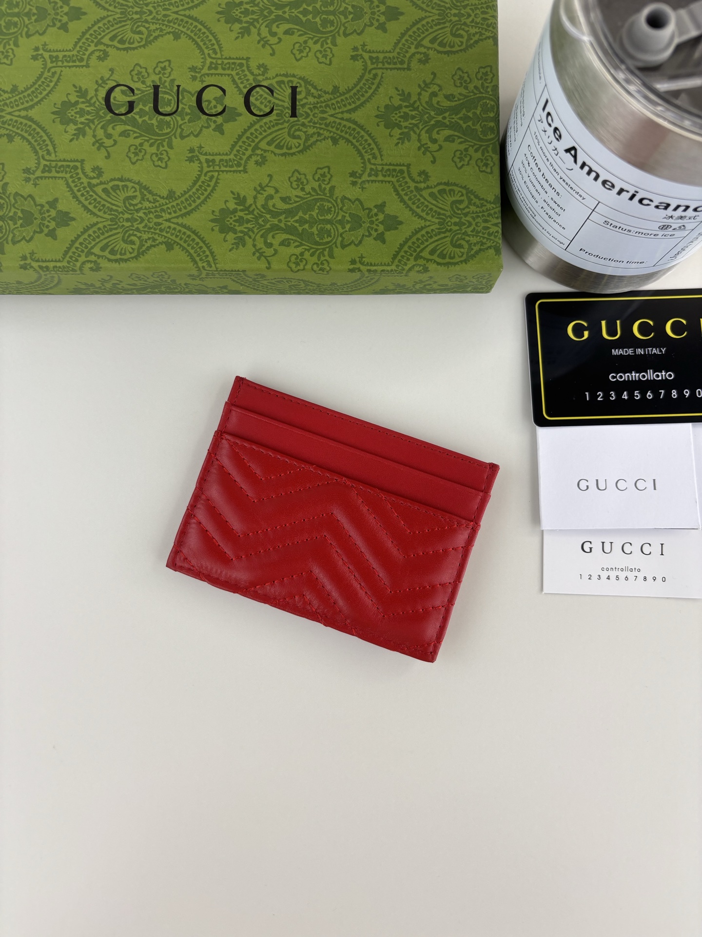 GUCCI GG Marmont カードケース 人形紋織り 赤色